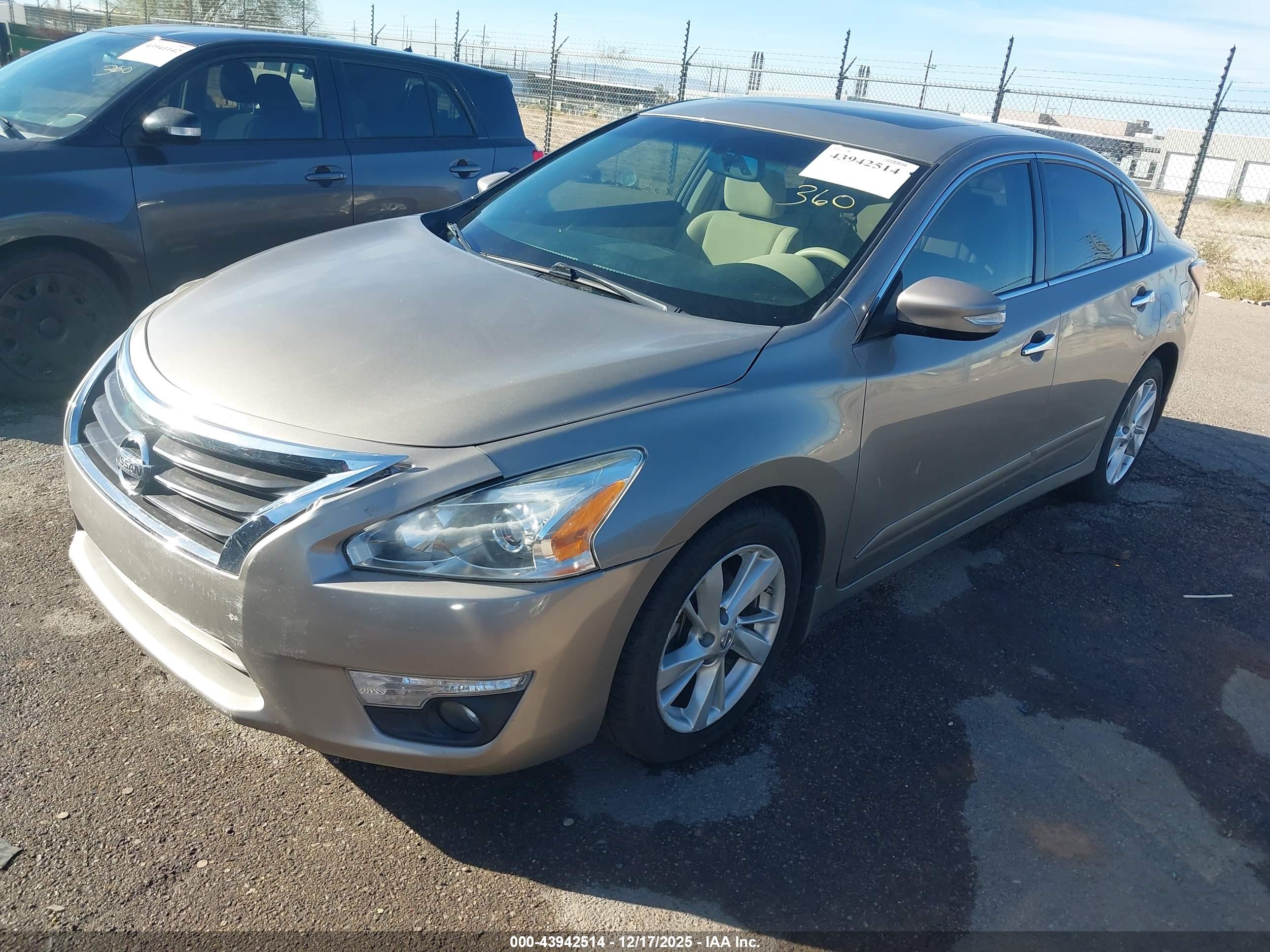 NISSAN ALTIMA image 2