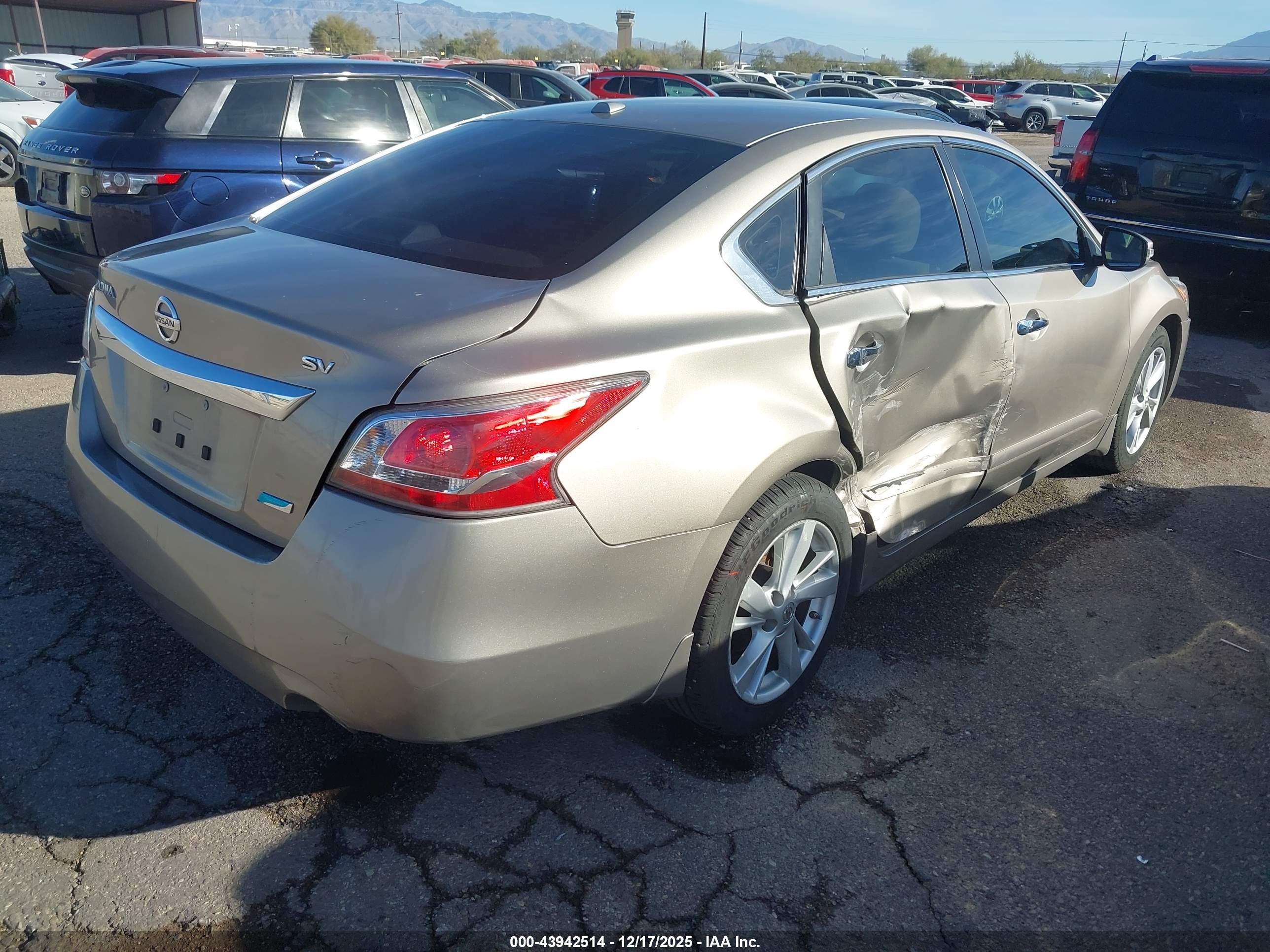 NISSAN ALTIMA image 4