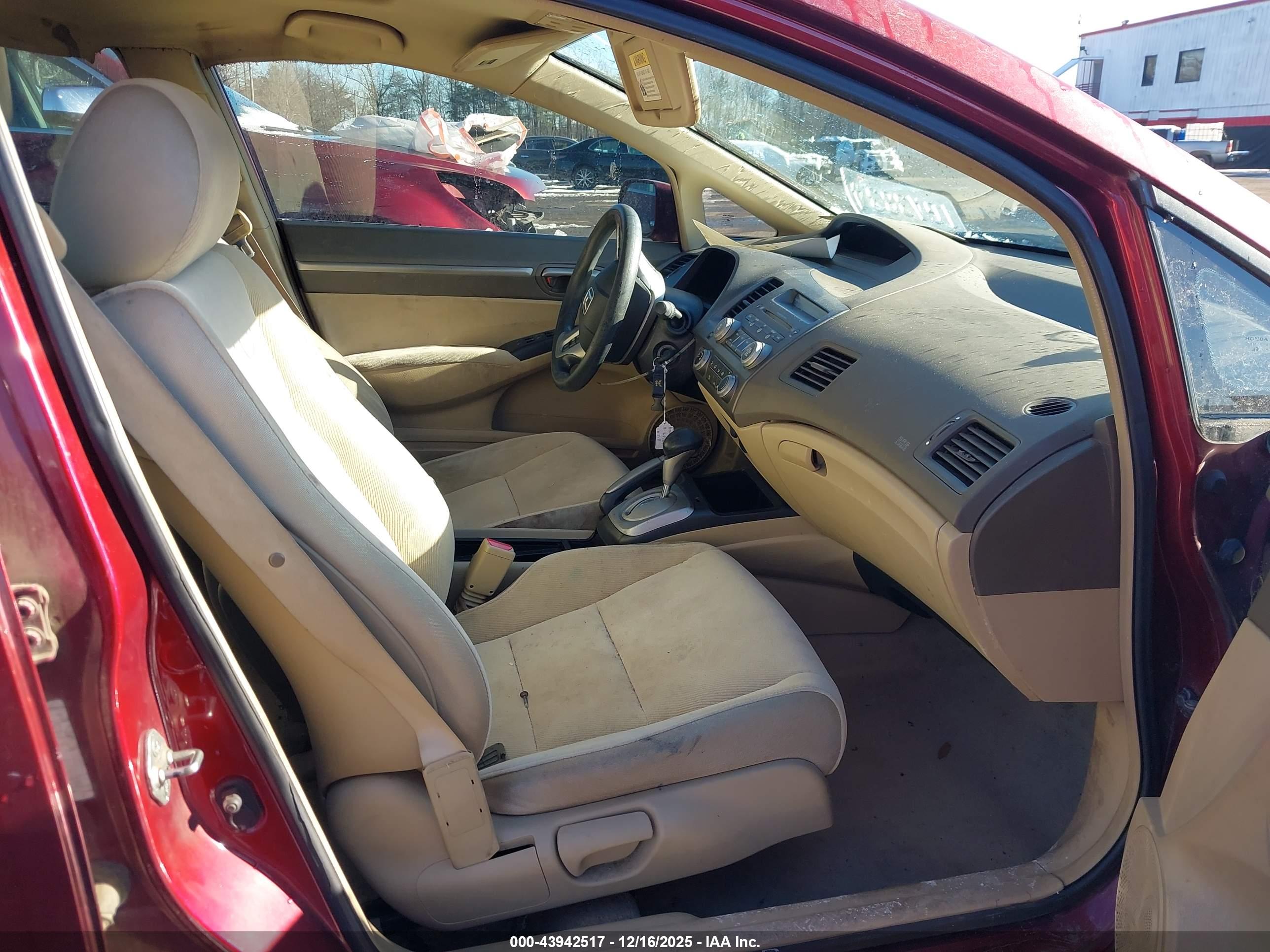 HONDA CIVIC image 5