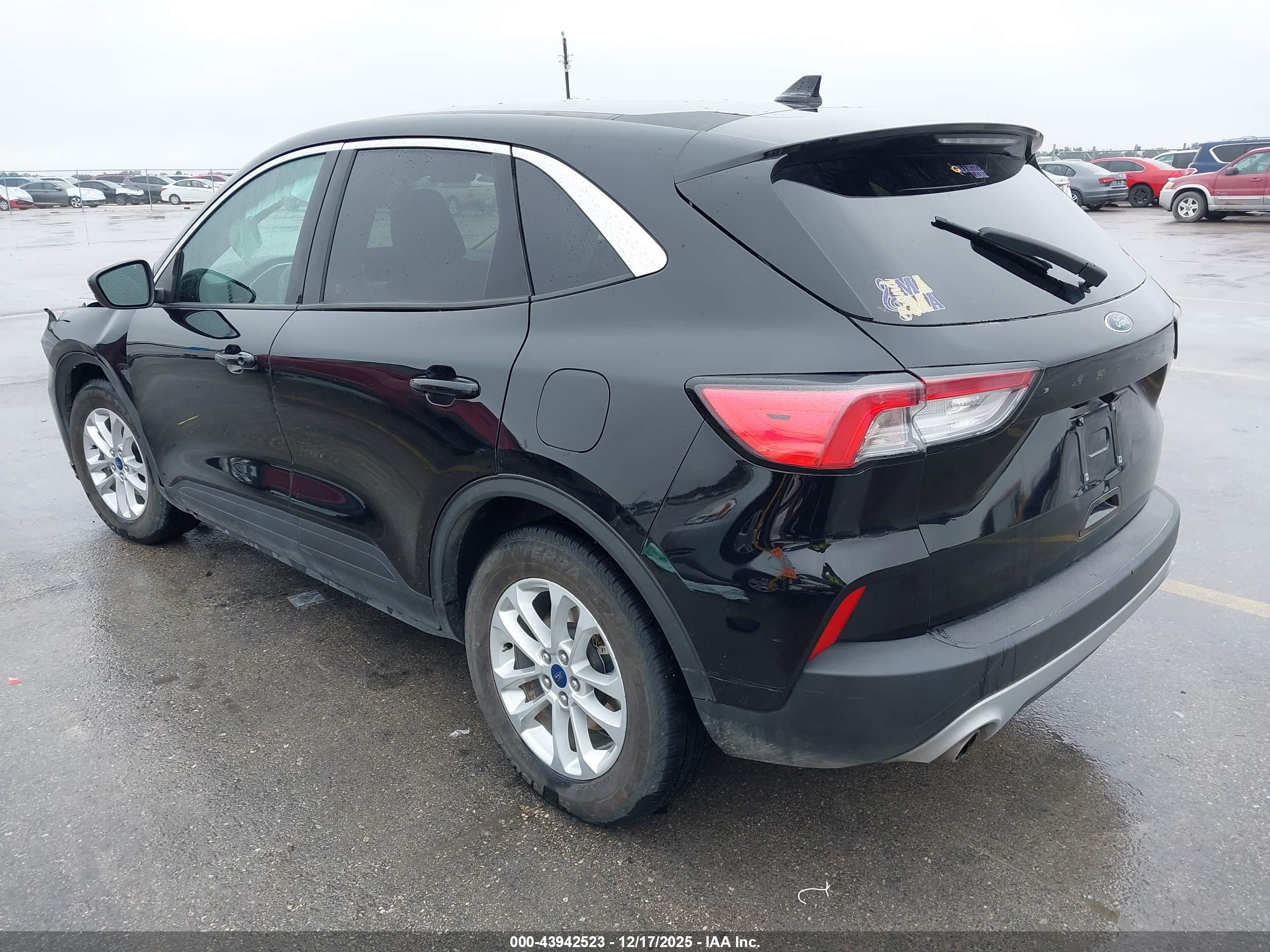 FORD ESCAPE image 3