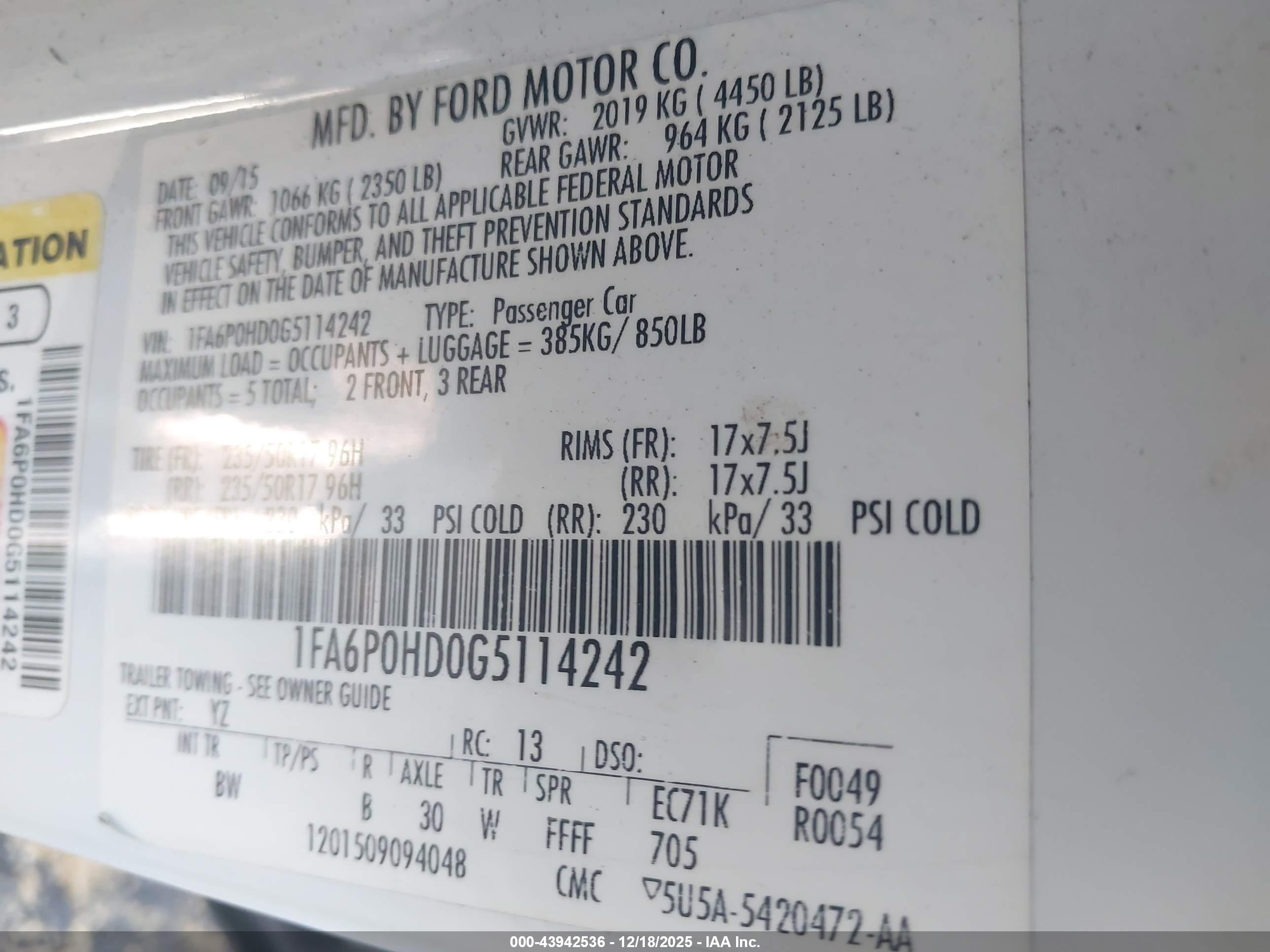 FORD FUSION image 9