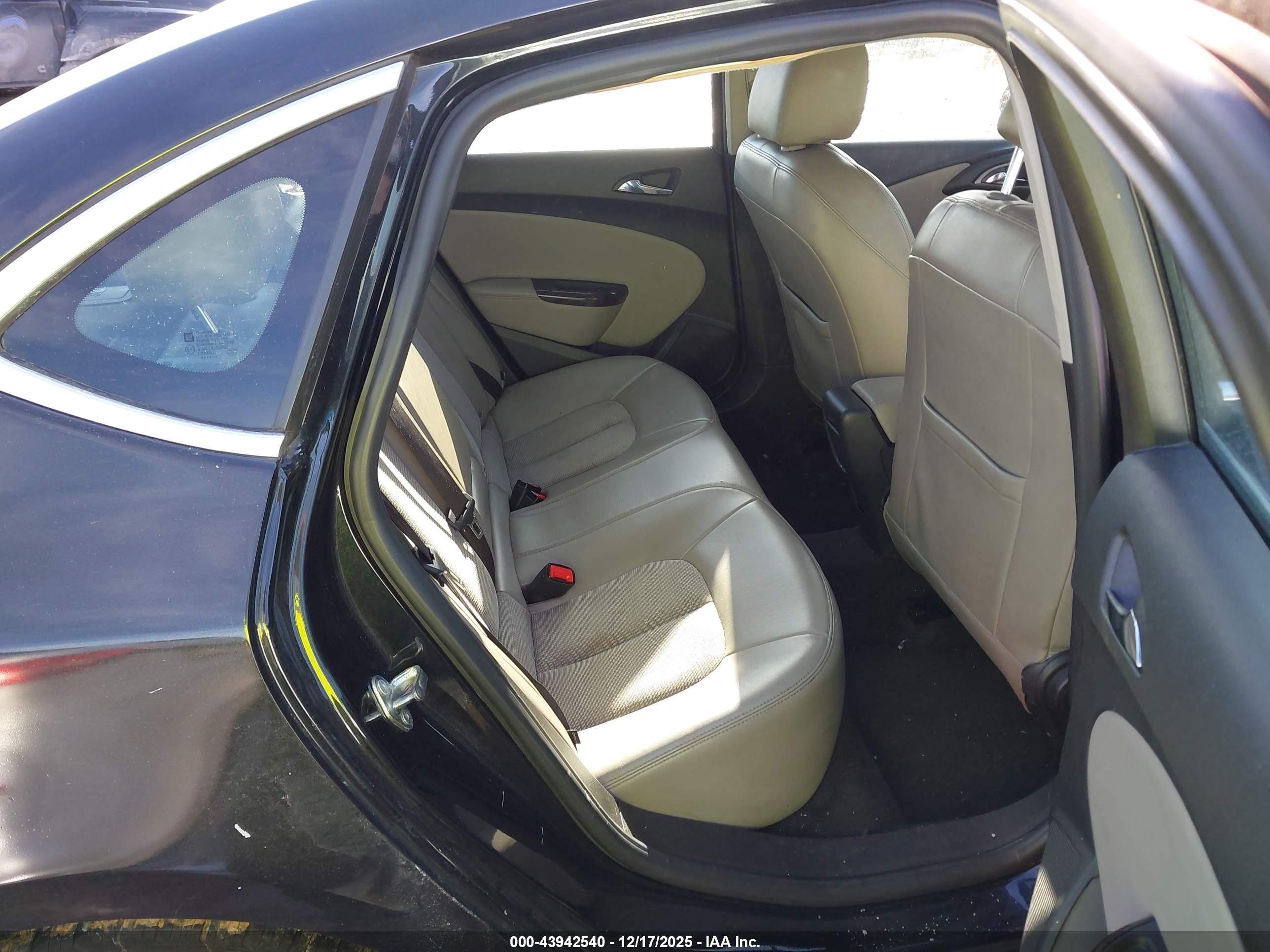 BUICK VERANO image 8