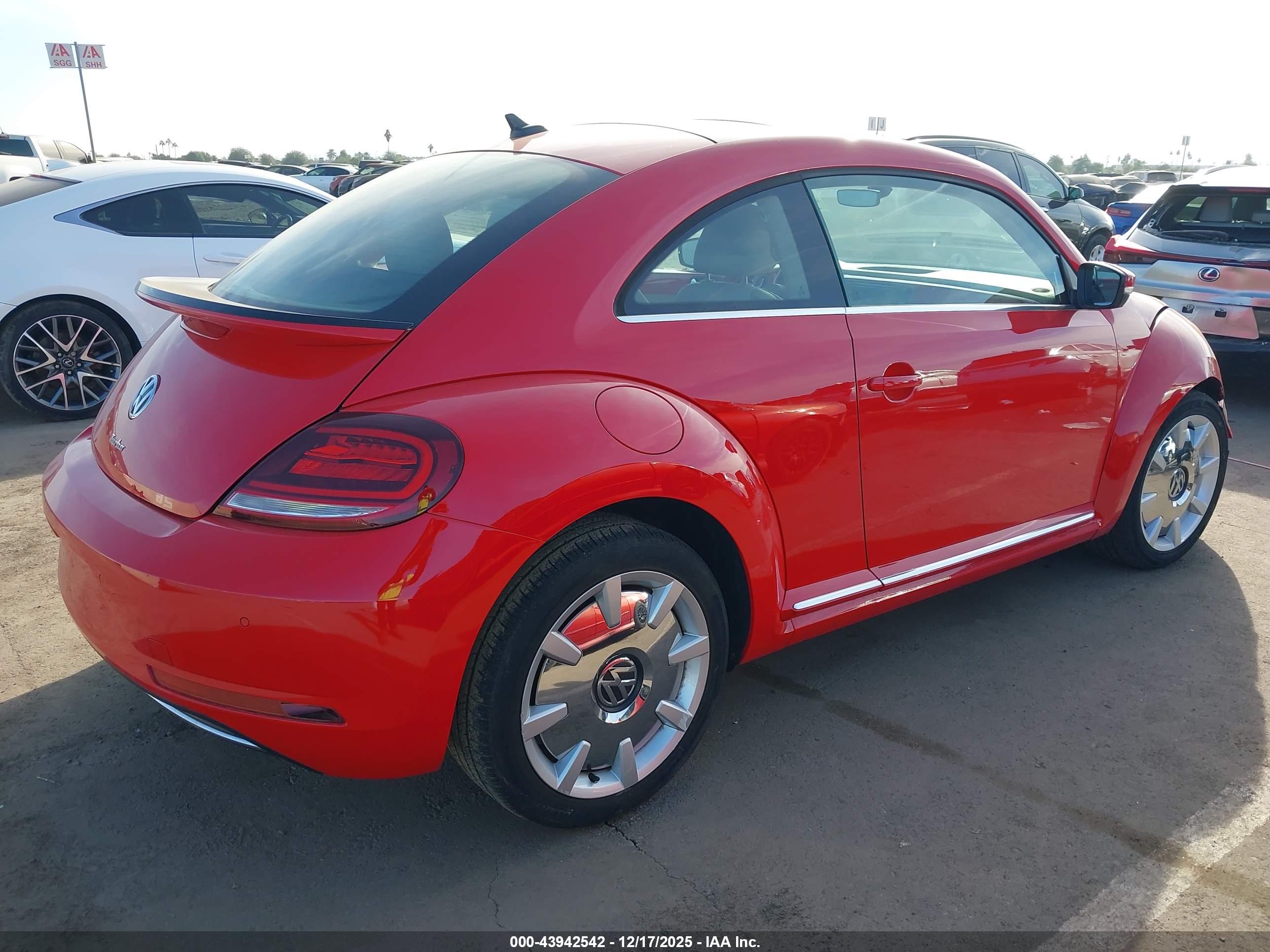 VOLKSWAGEN BEETLE image 4