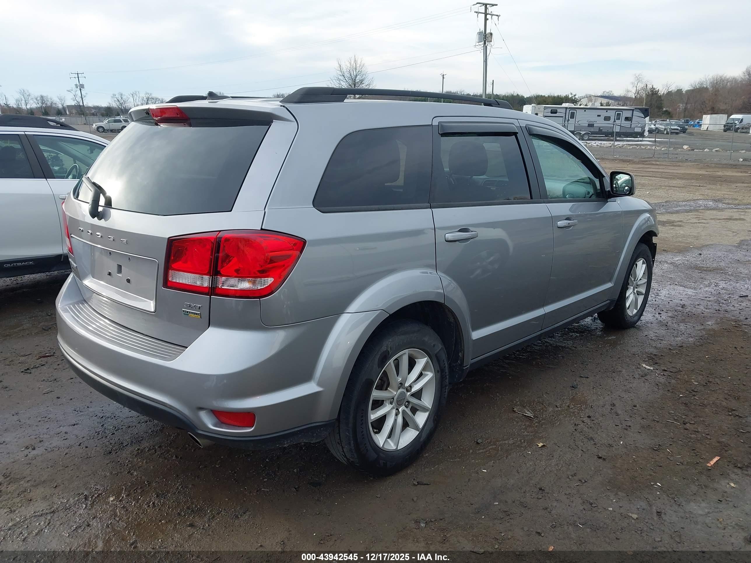 DODGE JOURNEY image 4