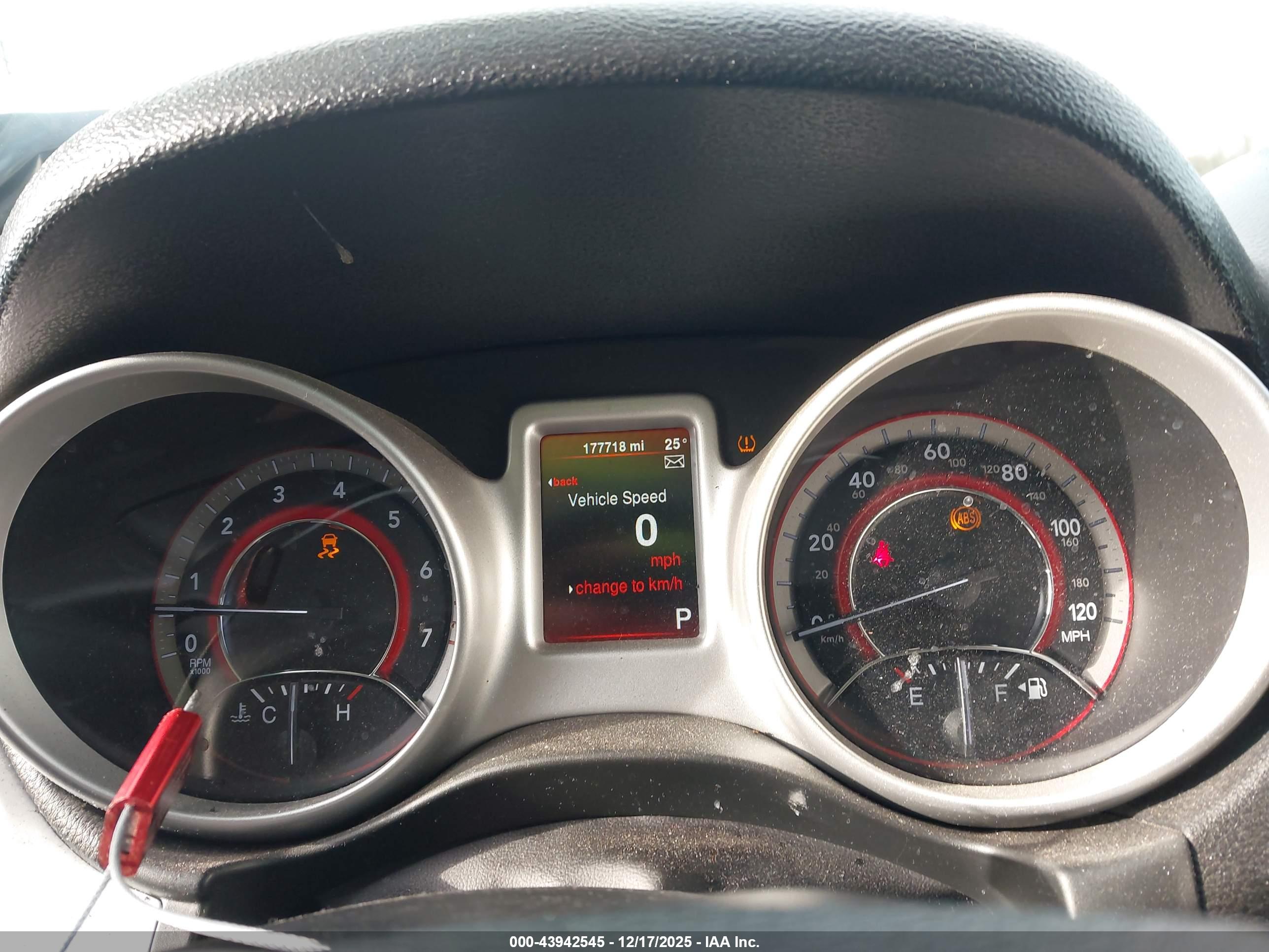 DODGE JOURNEY image 7