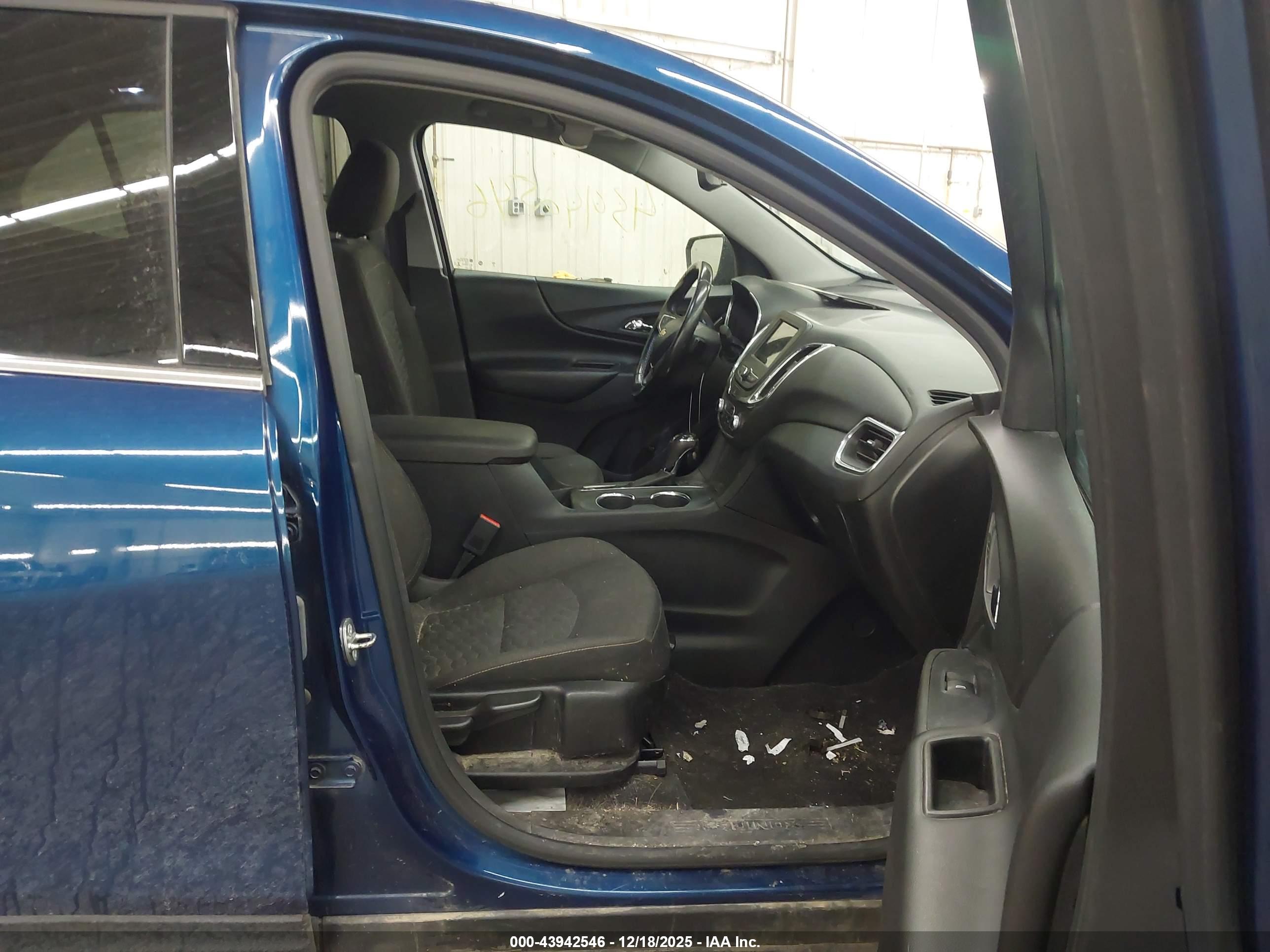 CHEVROLET EQUINOX image 5