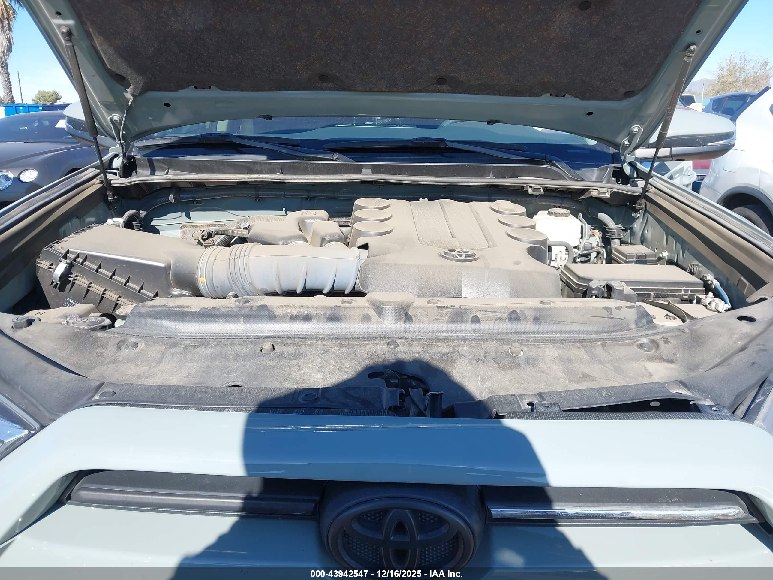 TOYOTA 4RUNNER image 10