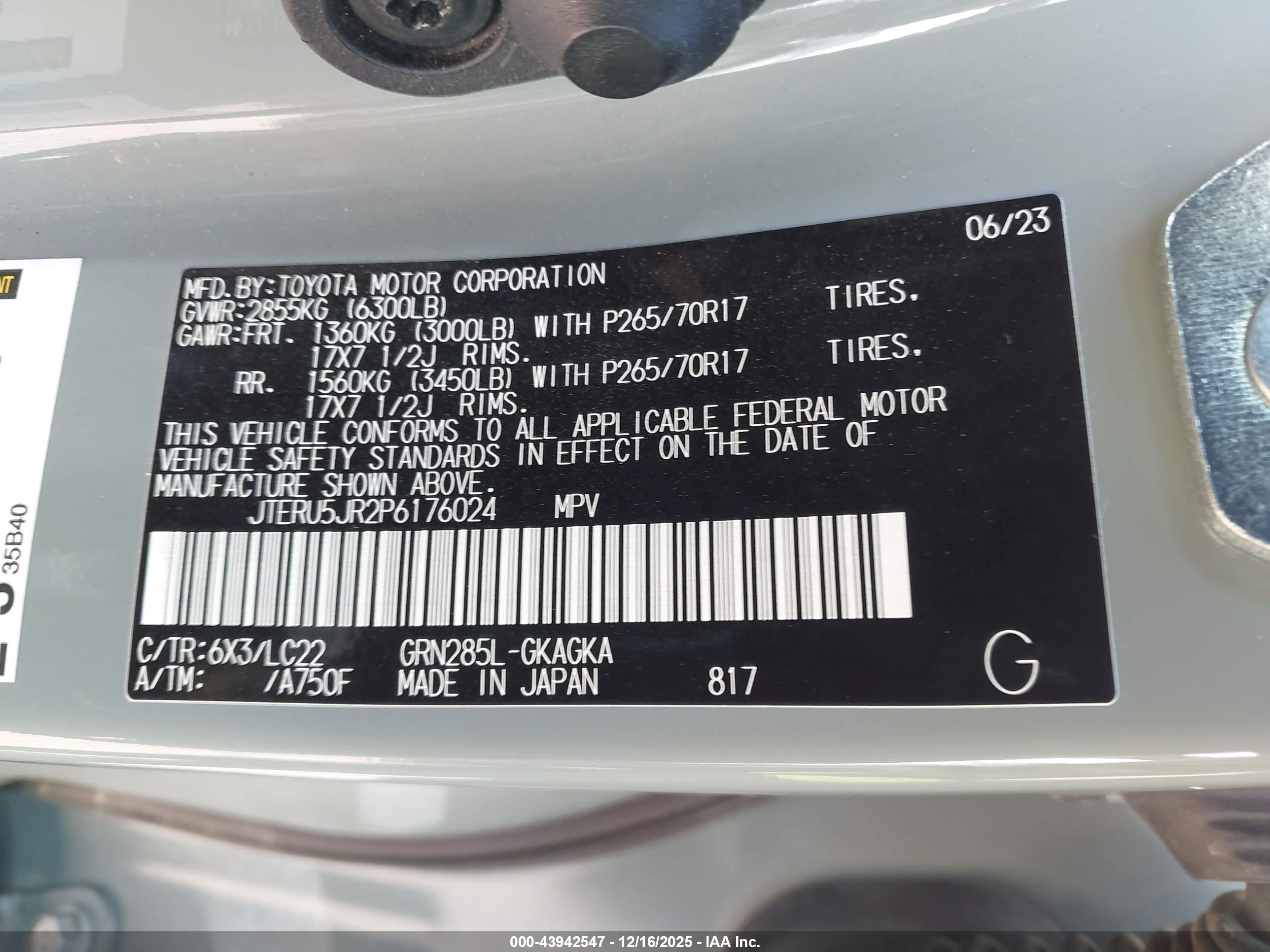 TOYOTA 4RUNNER image 9