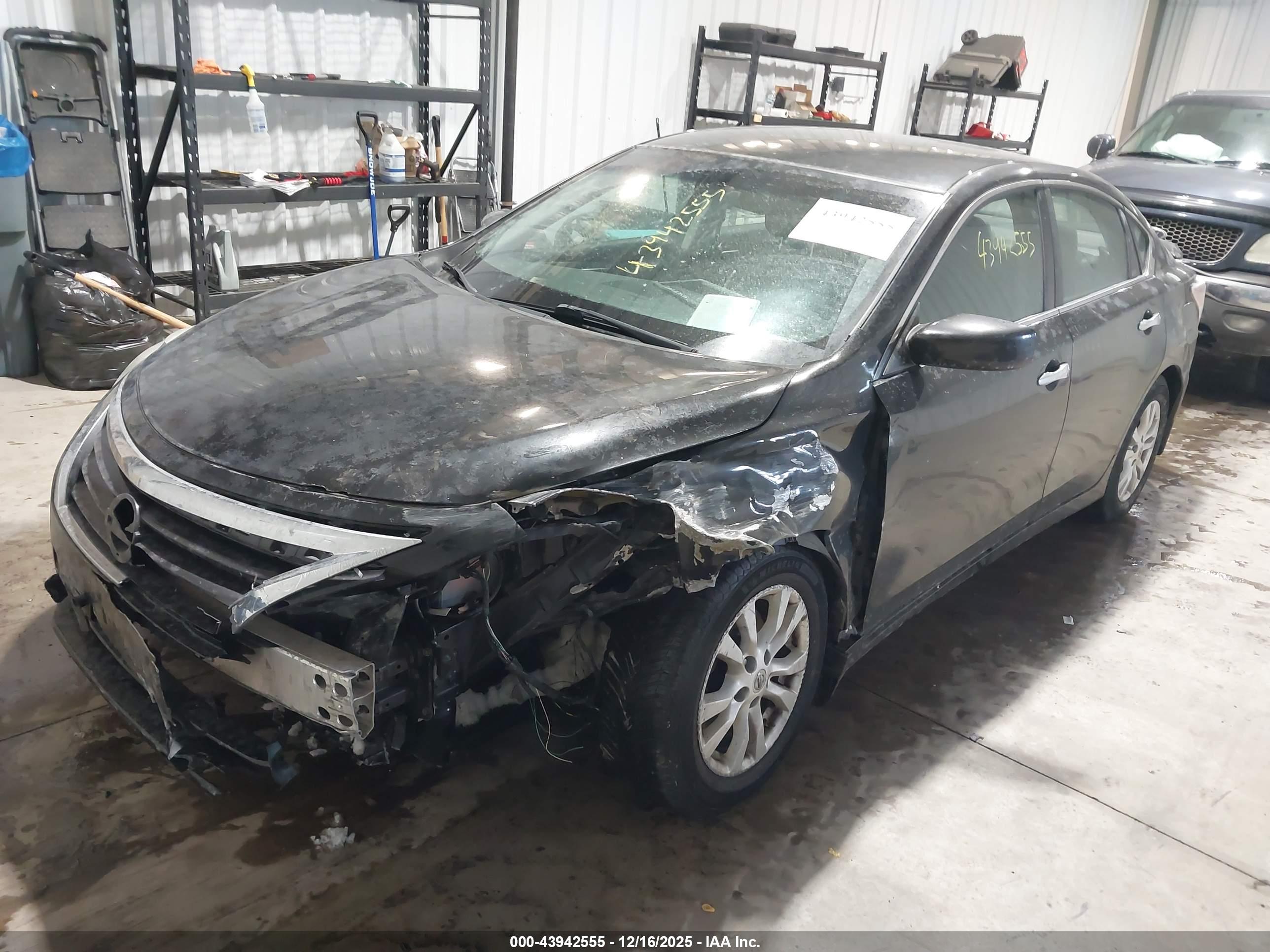 NISSAN ALTIMA image 2