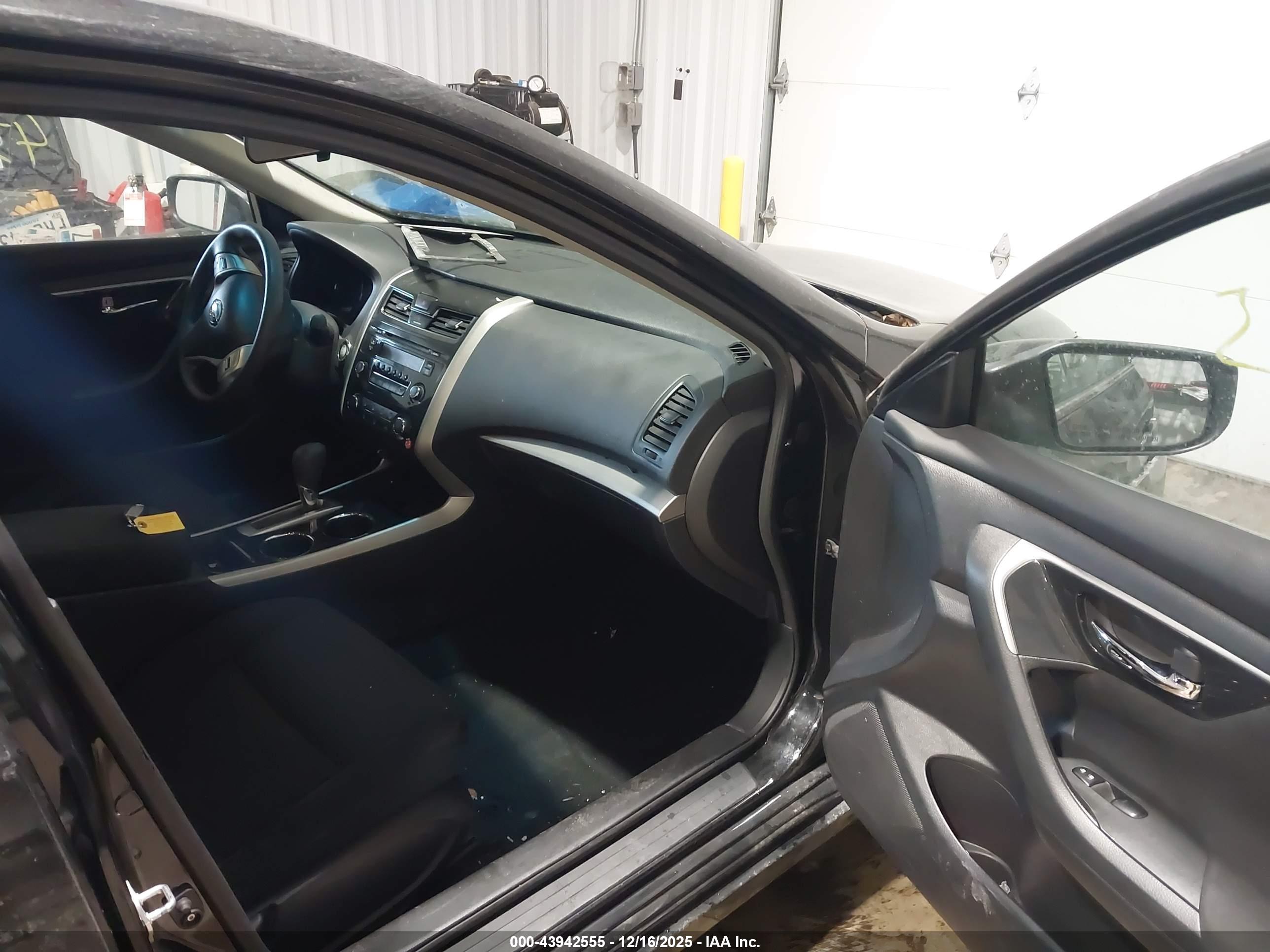 NISSAN ALTIMA image 5