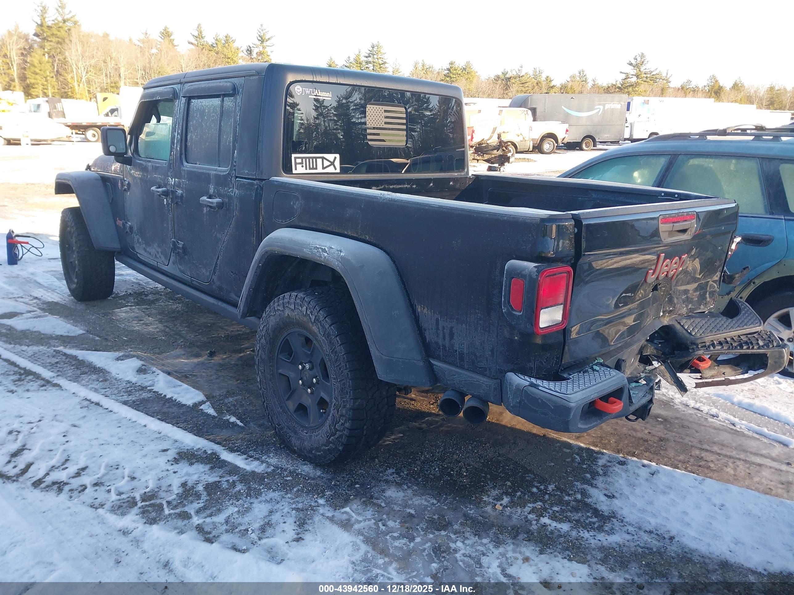 JEEP GLADIATOR image 3