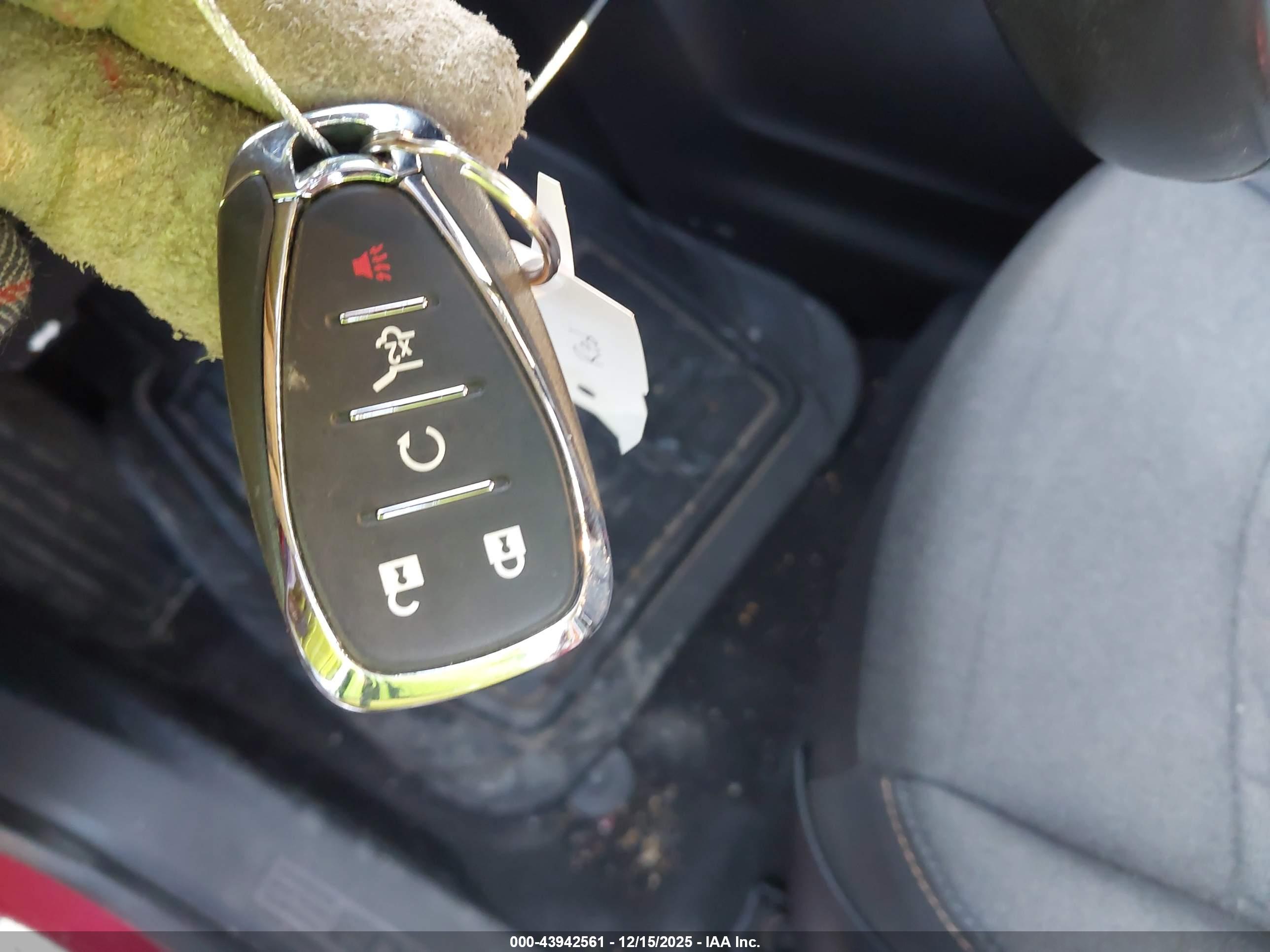 CHEVROLET EQUINOX image 11