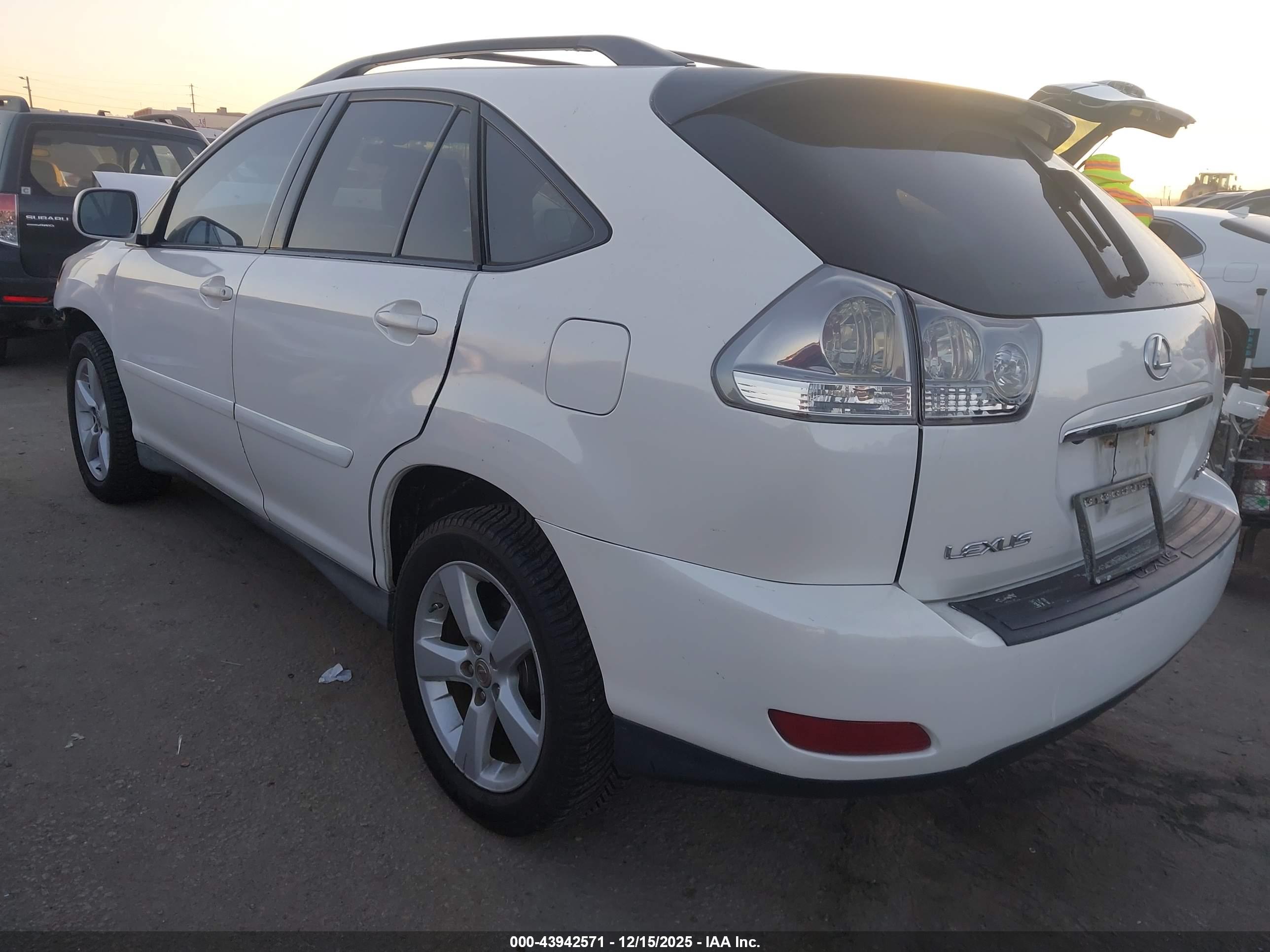 LEXUS RX image 3