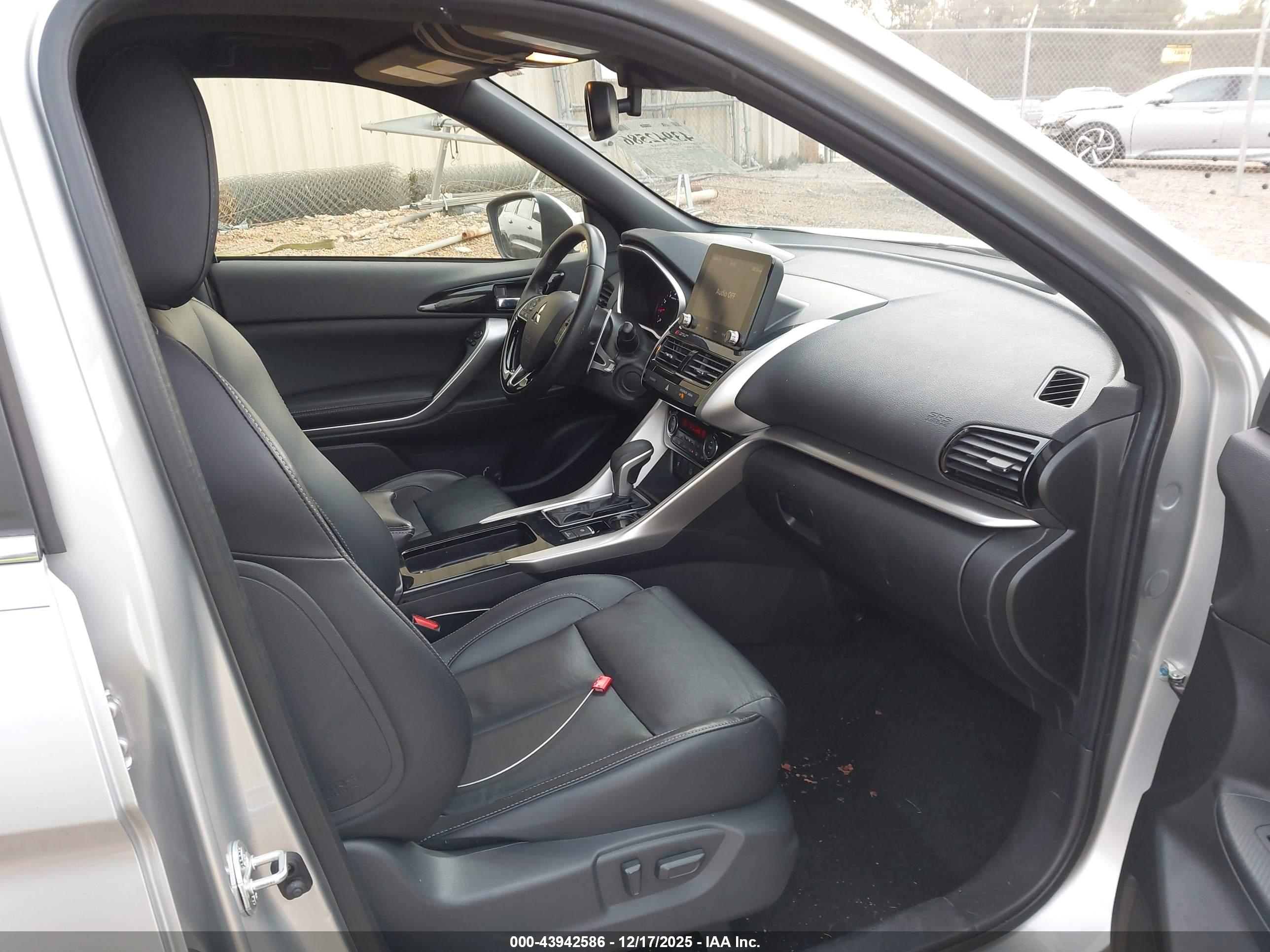MITSUBISHI ECLIPSE image 5