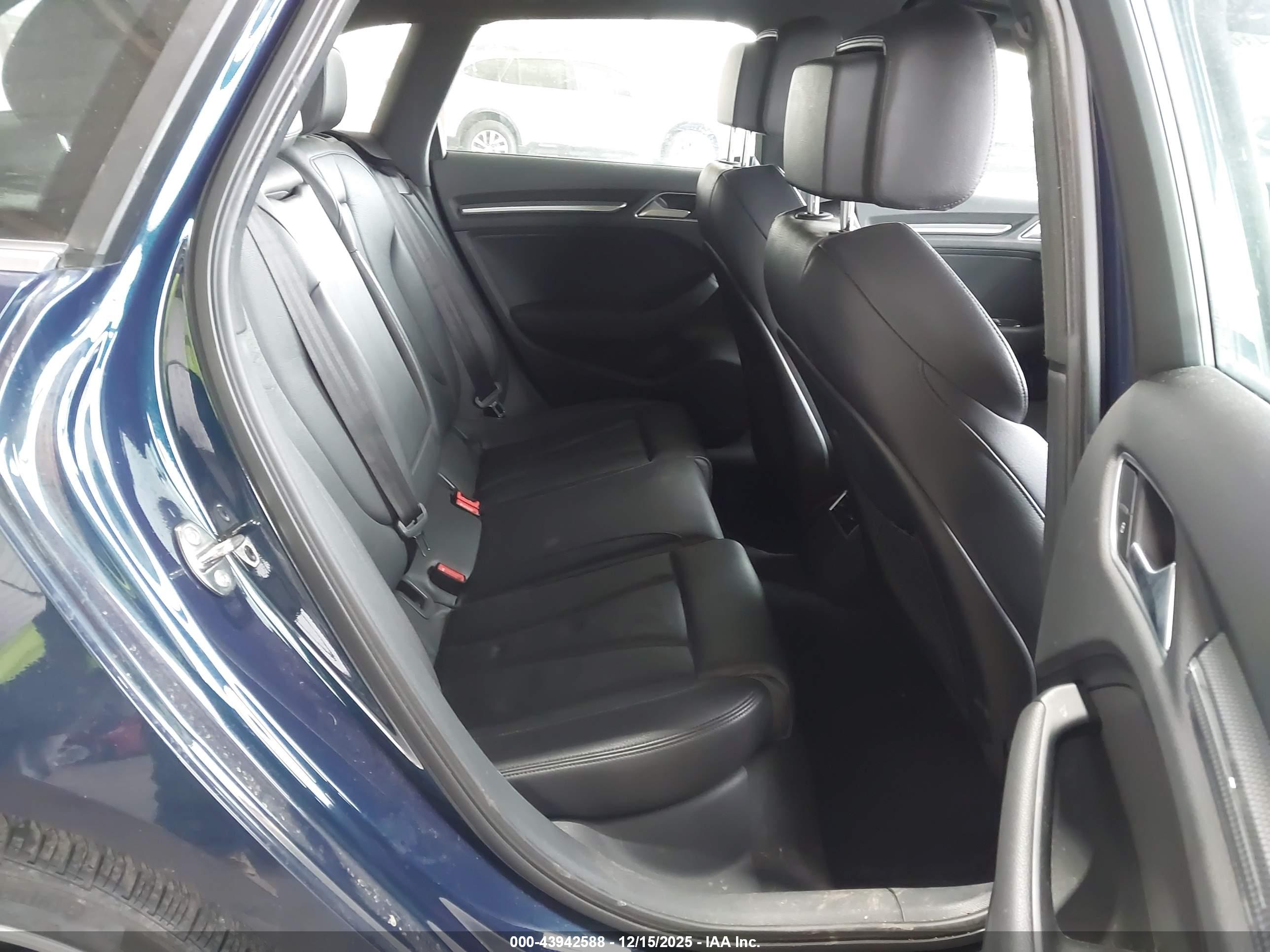 AUDI A3 image 8