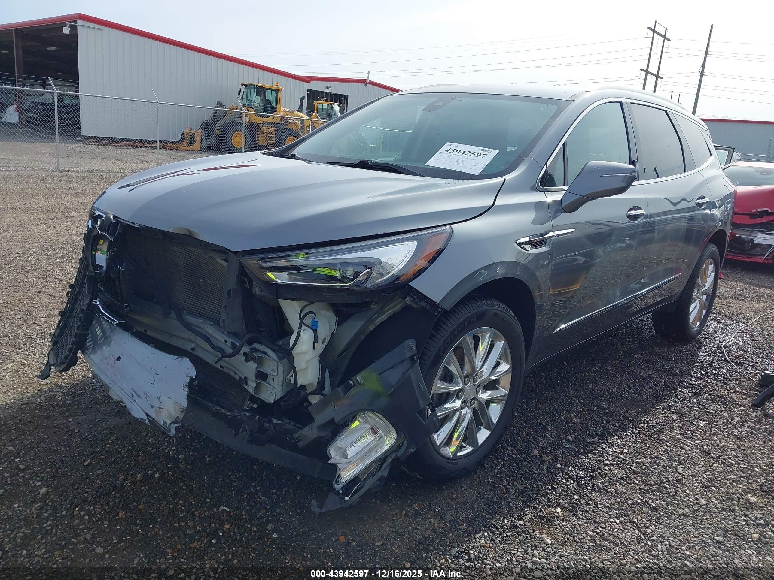 BUICK ENCLAVE image 2