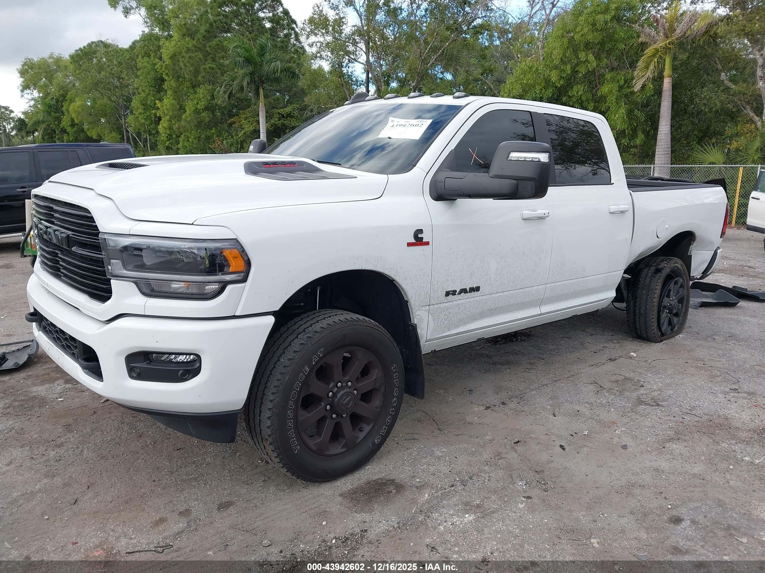 RAM 2500 image 2