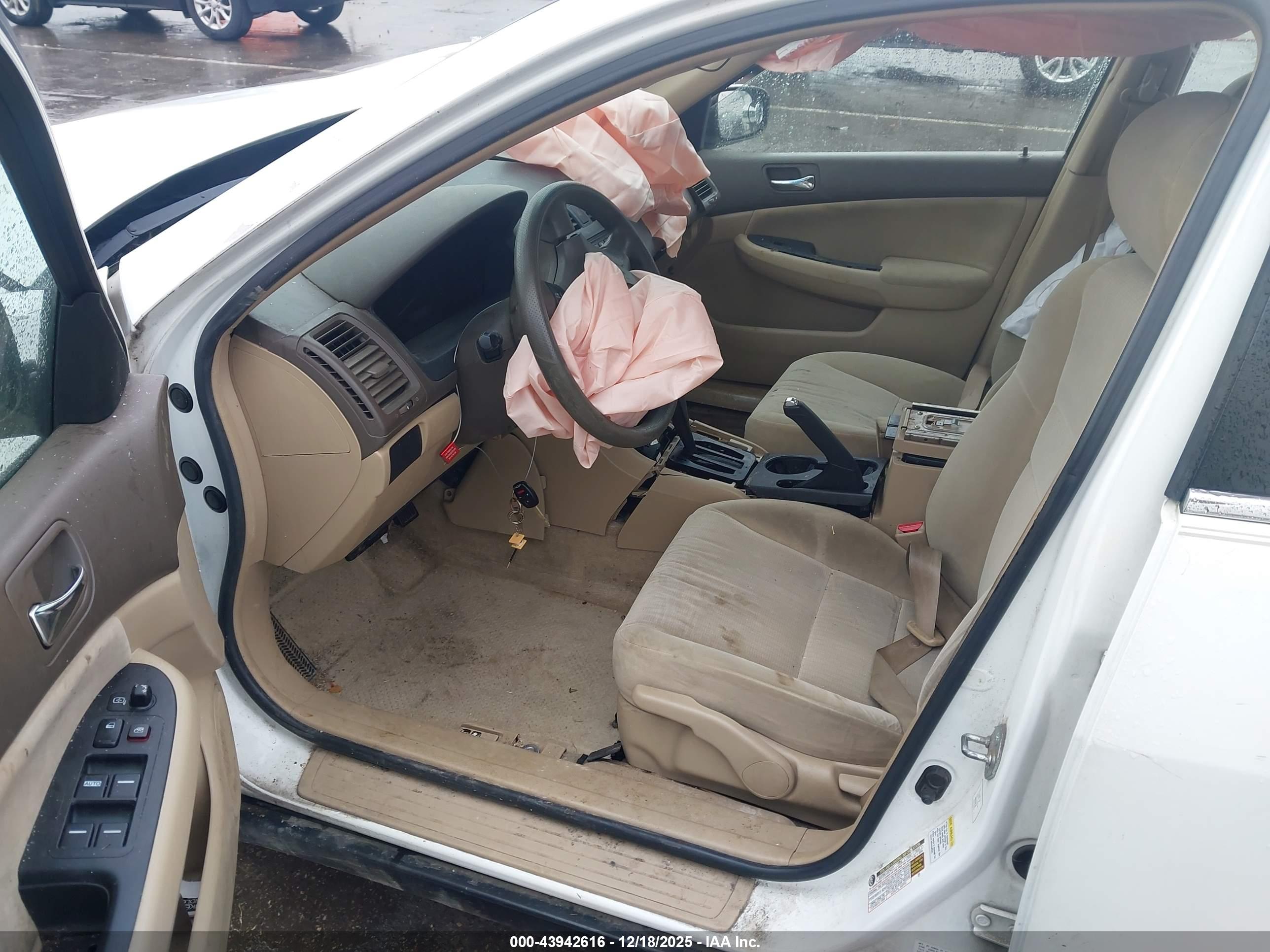 HONDA ACCORD image 5