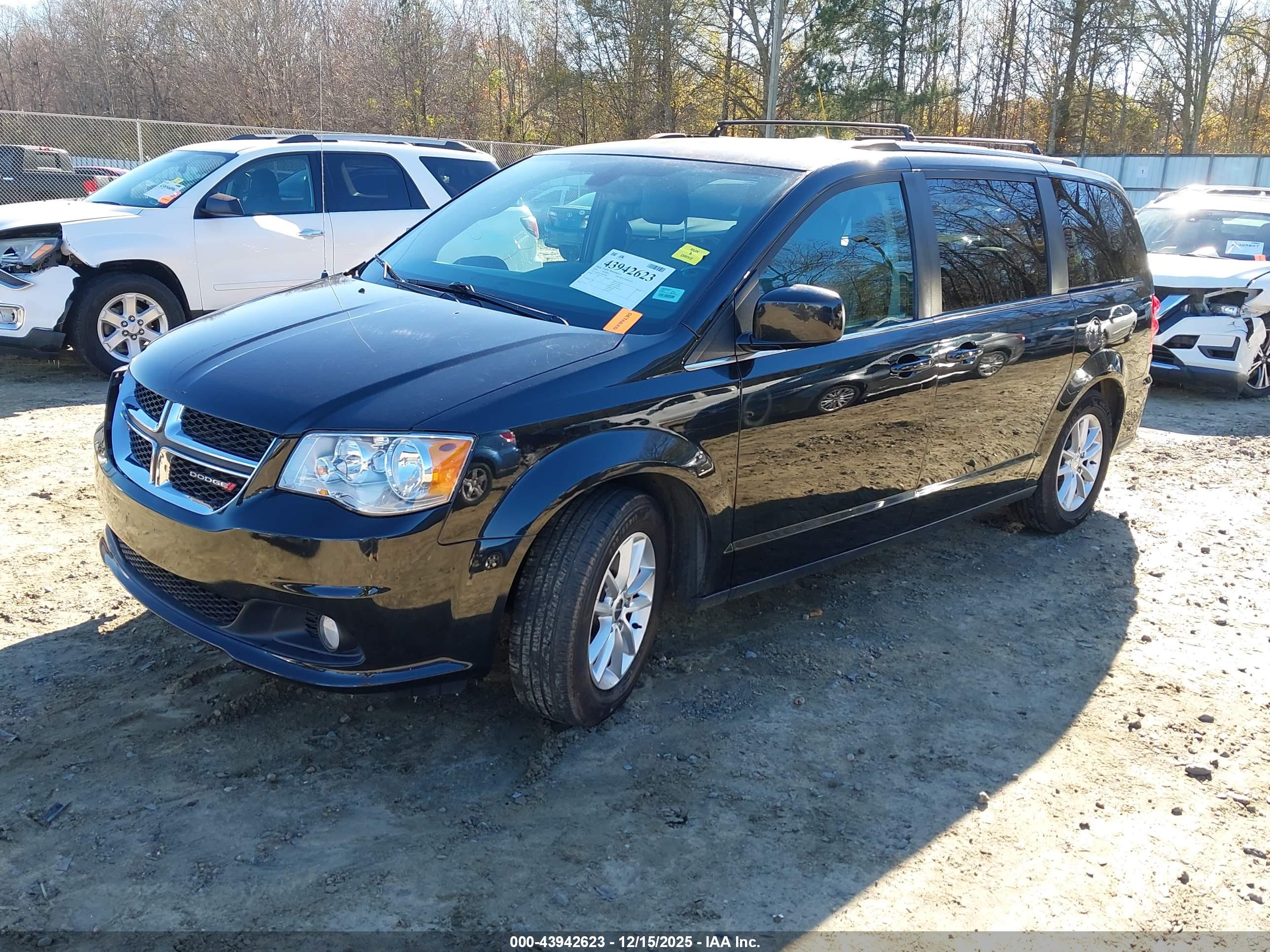 DODGE GRAND image 2