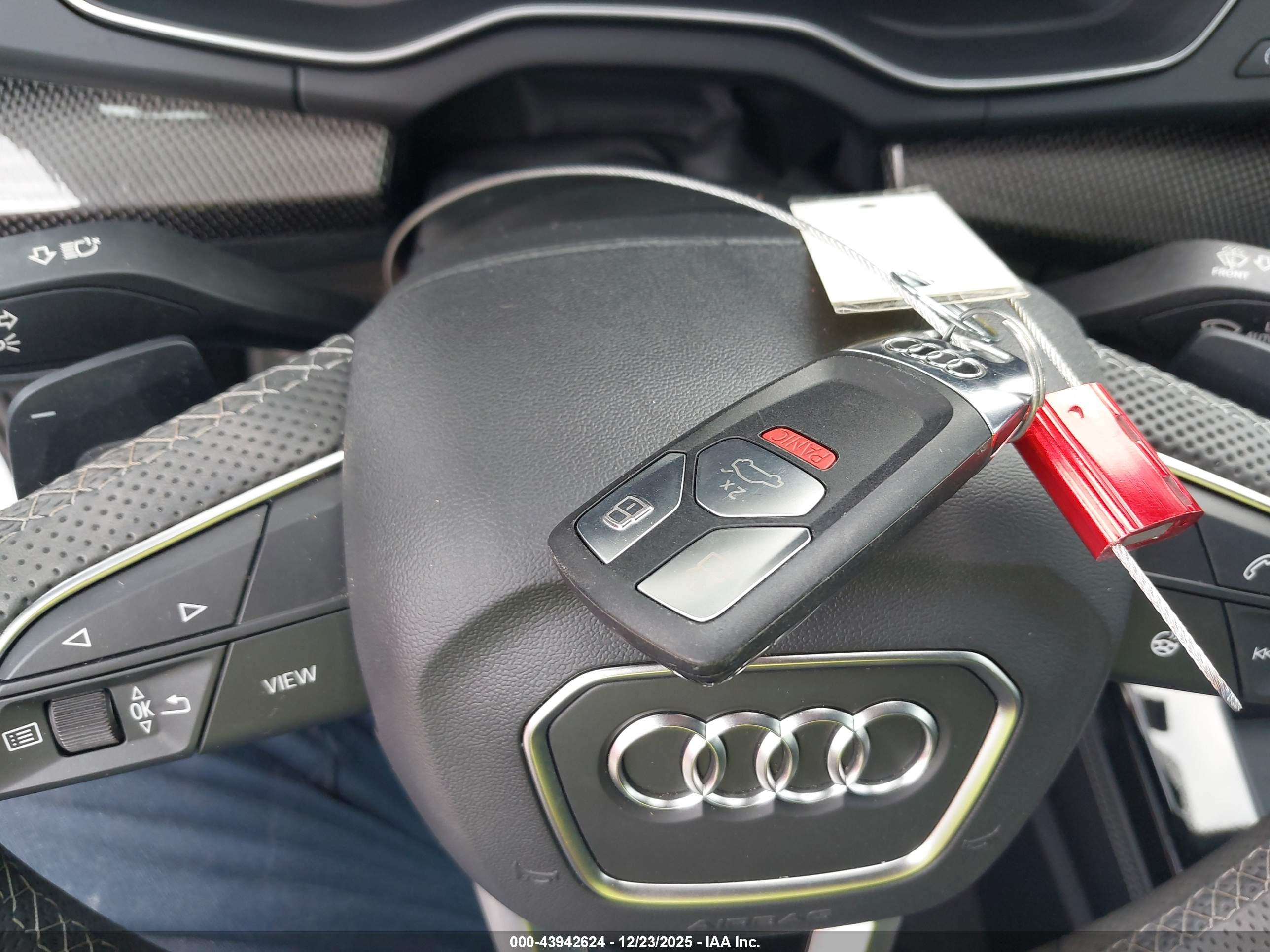 AUDI SQ5 image 11