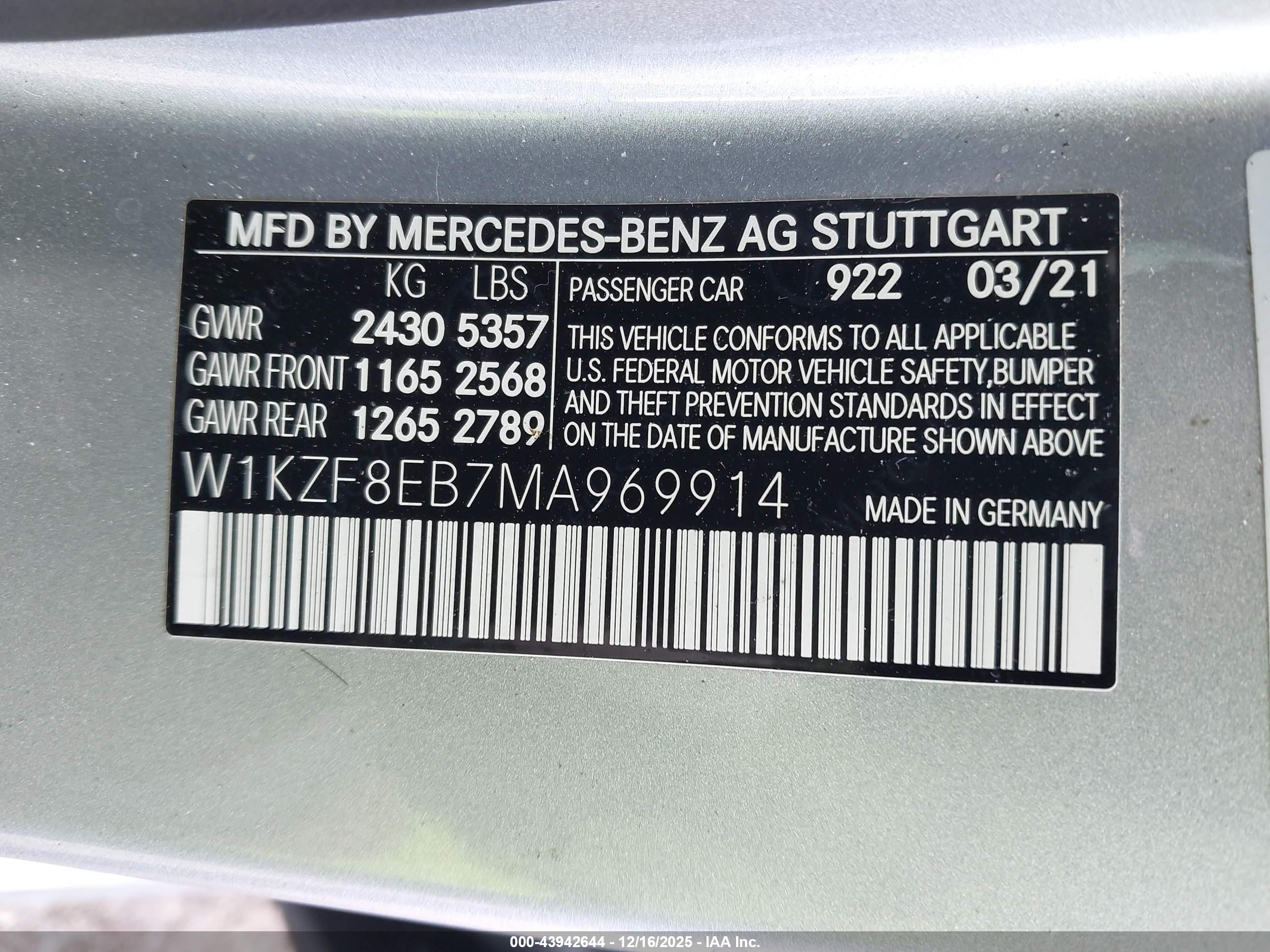 MERCEDES-BENZ E image 9