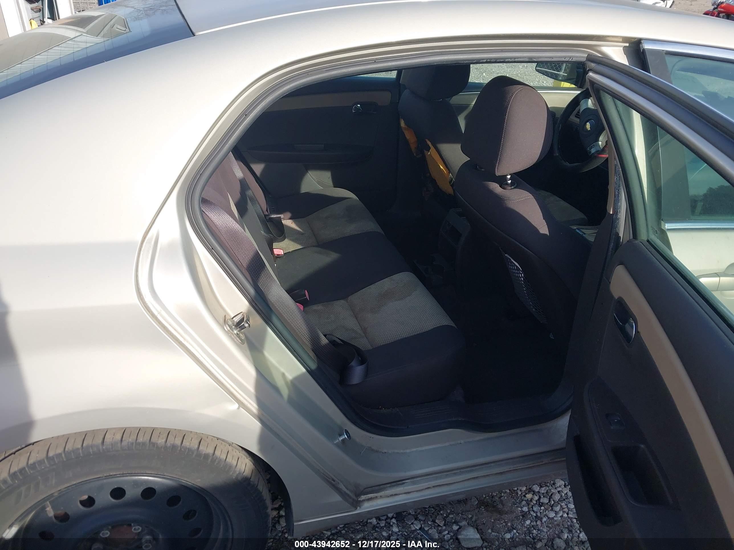 CHEVROLET MALIBU image 8