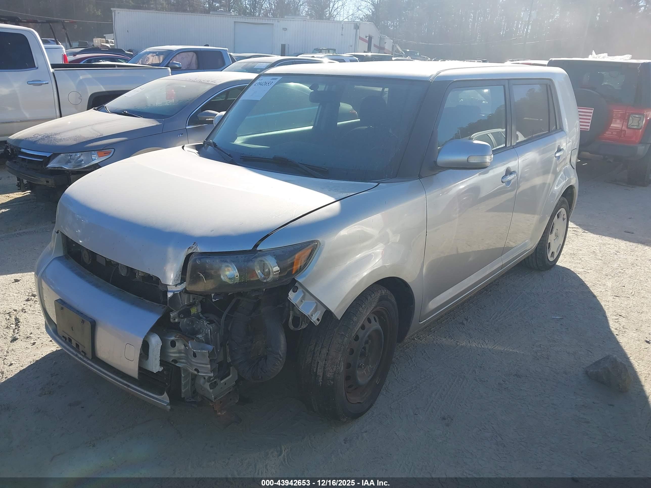 SCION XB image 2