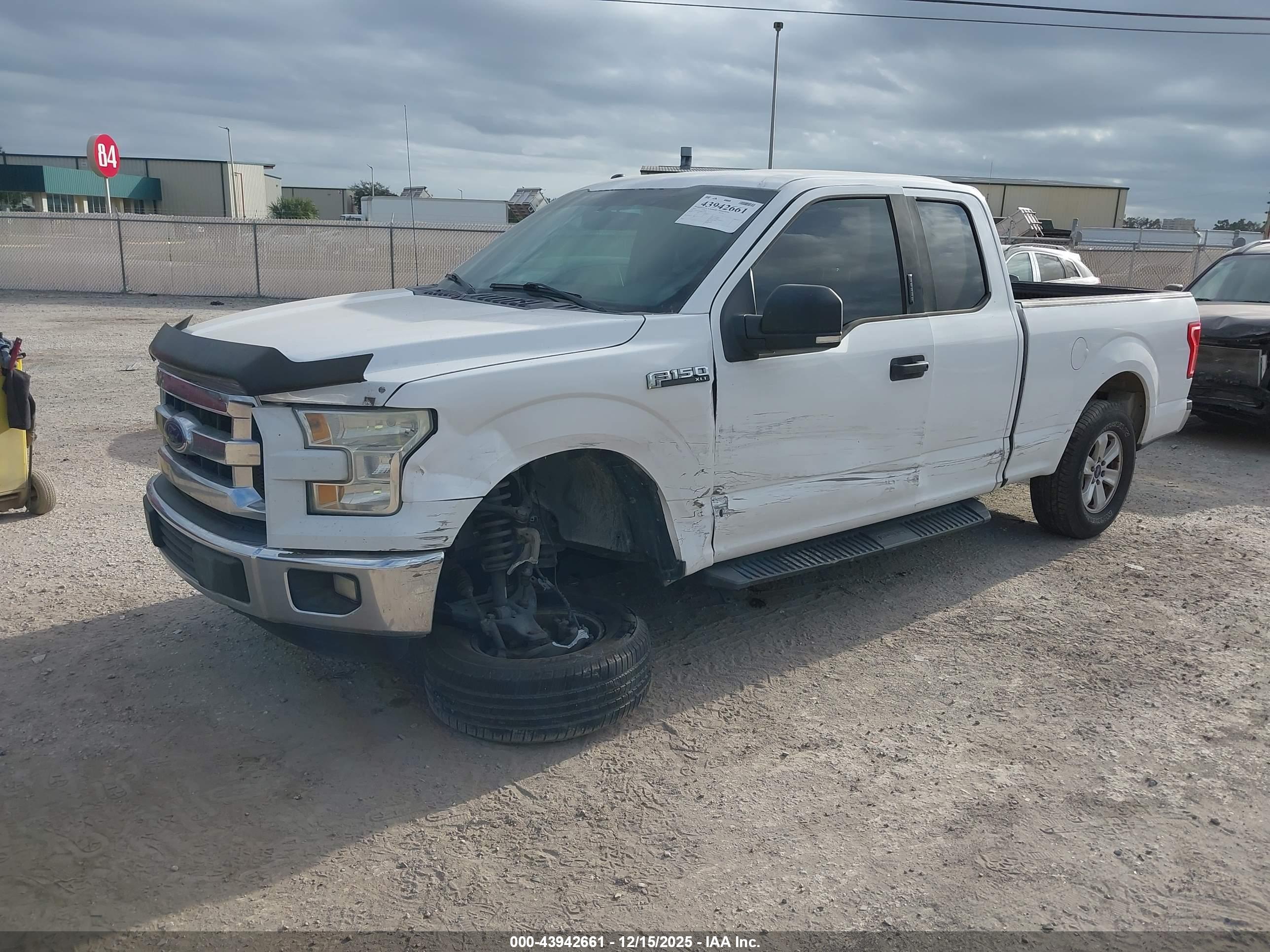FORD F-150 image 2