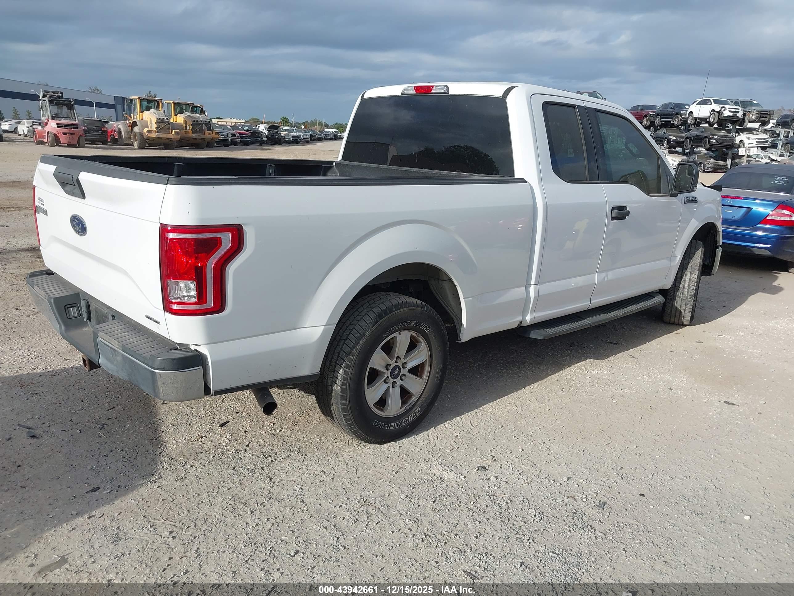 FORD F-150 image 4