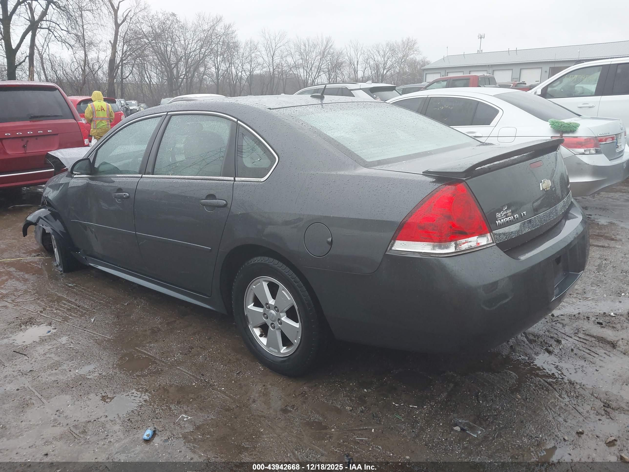 CHEVROLET IMPALA image 3
