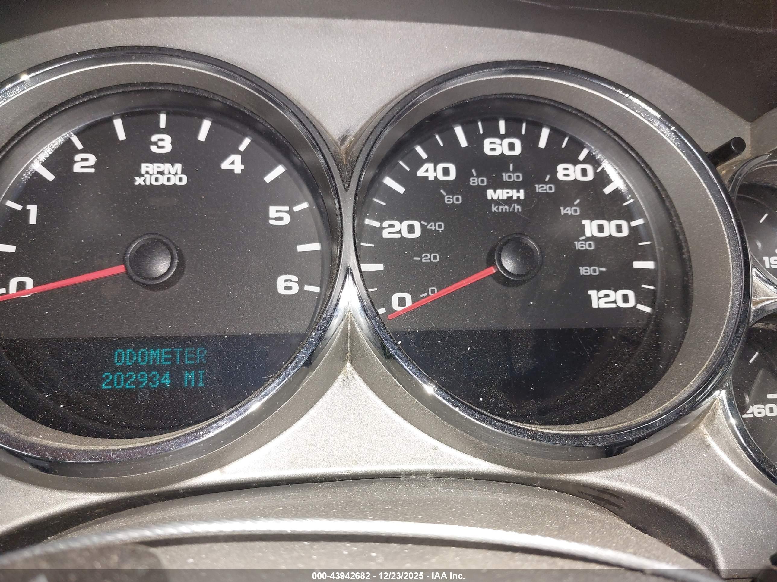 GMC SIERRA image 7