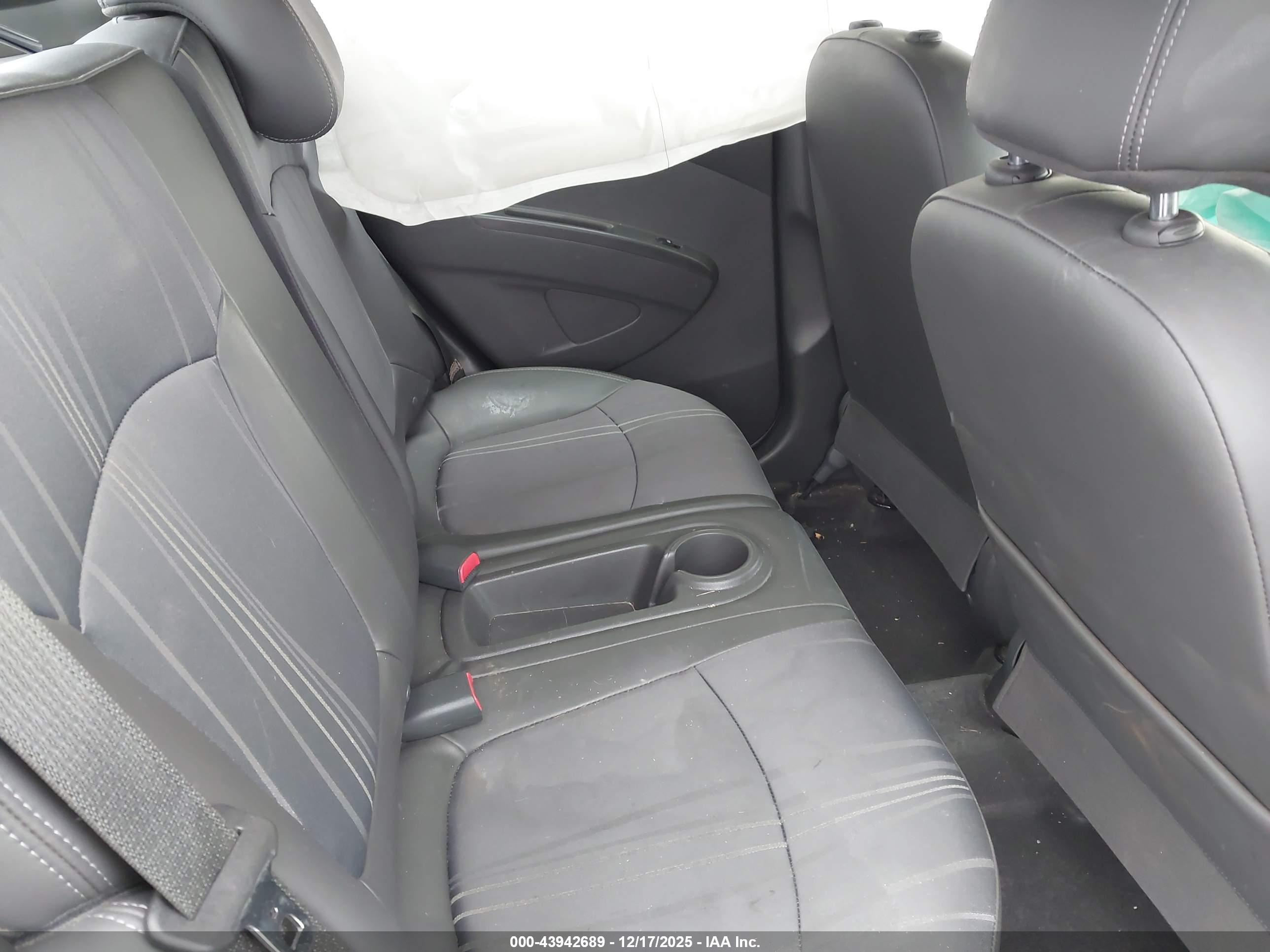 CHEVROLET SPARK image 8