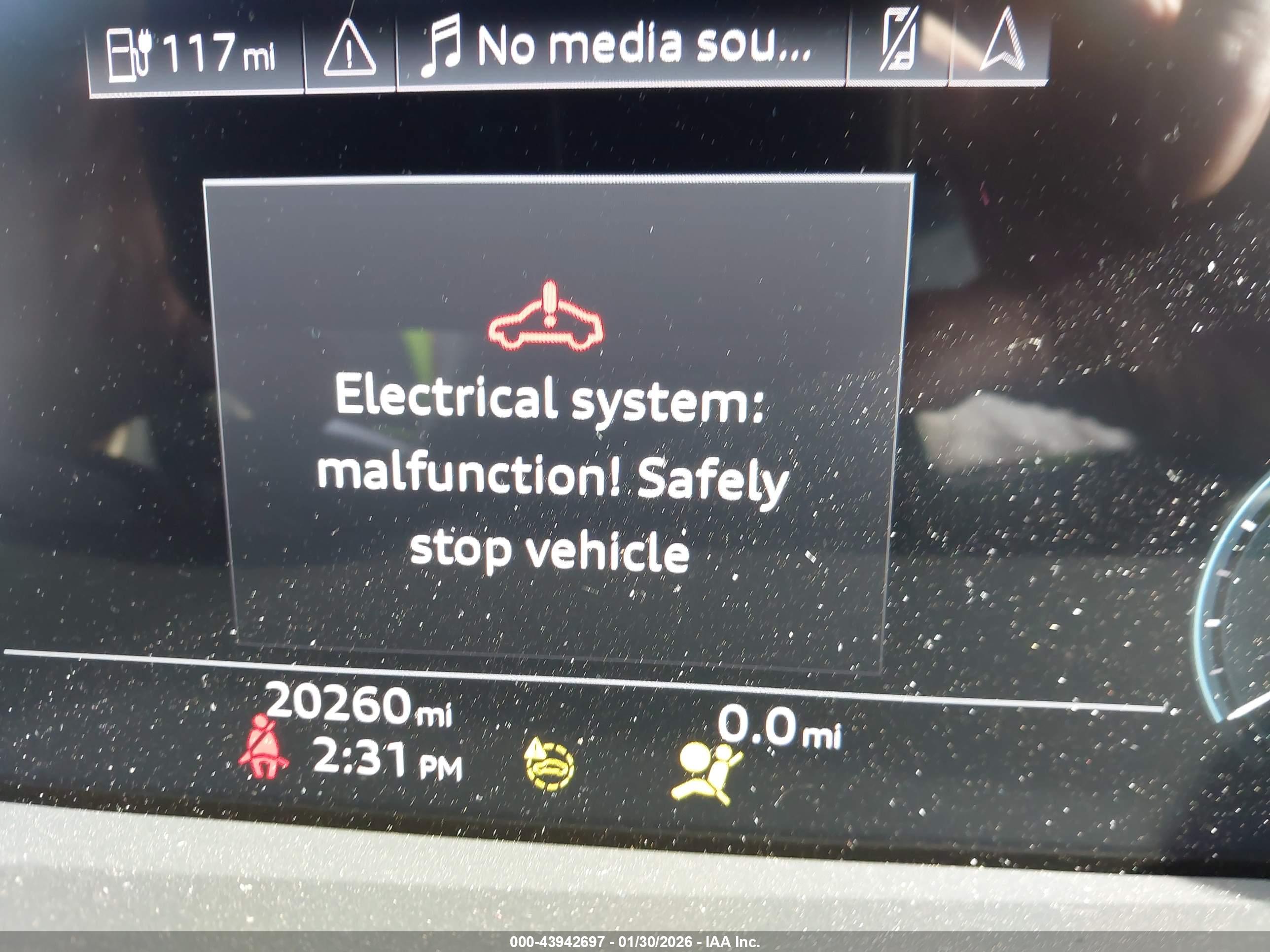 AUDI E-TRON image 7