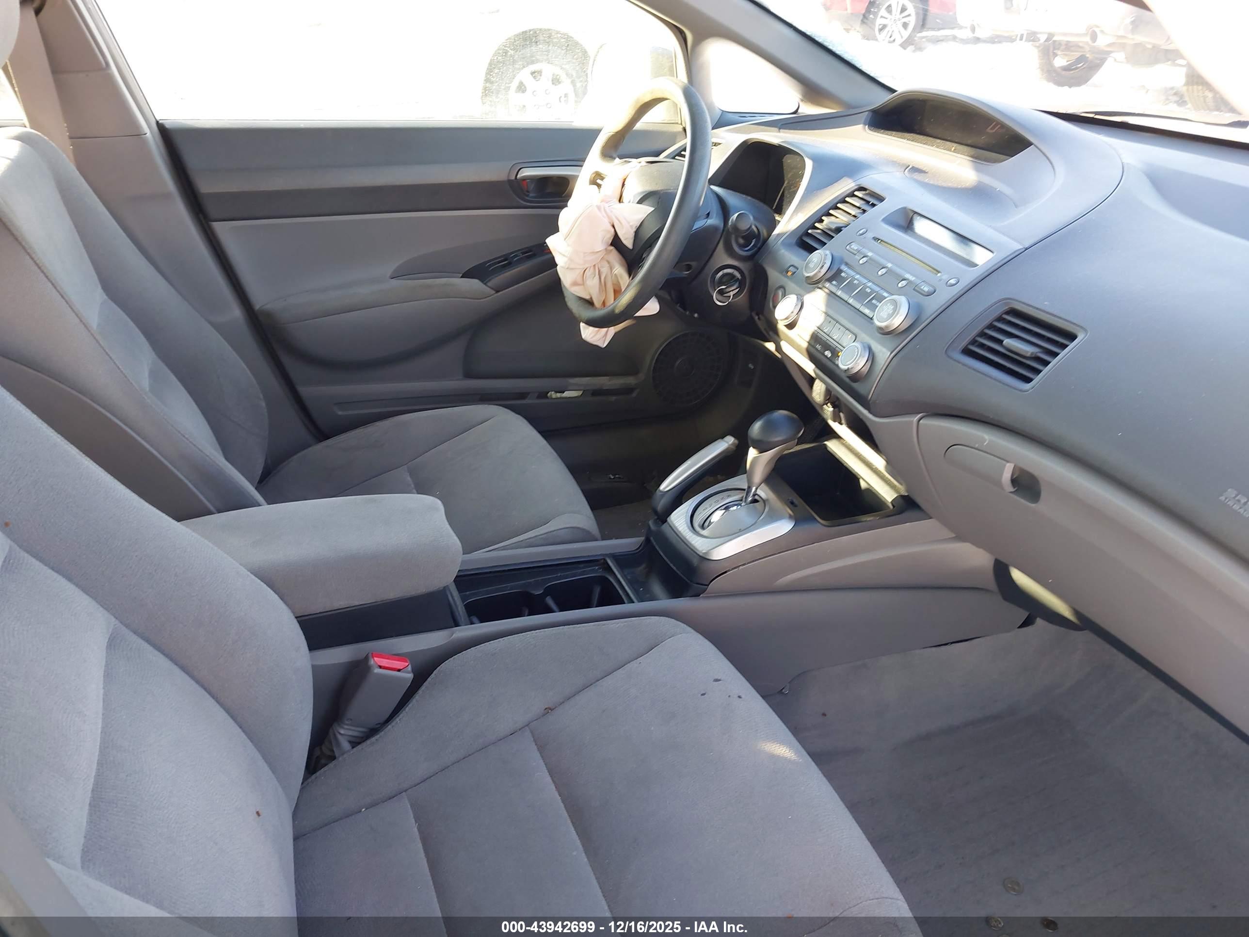HONDA CIVIC image 5
