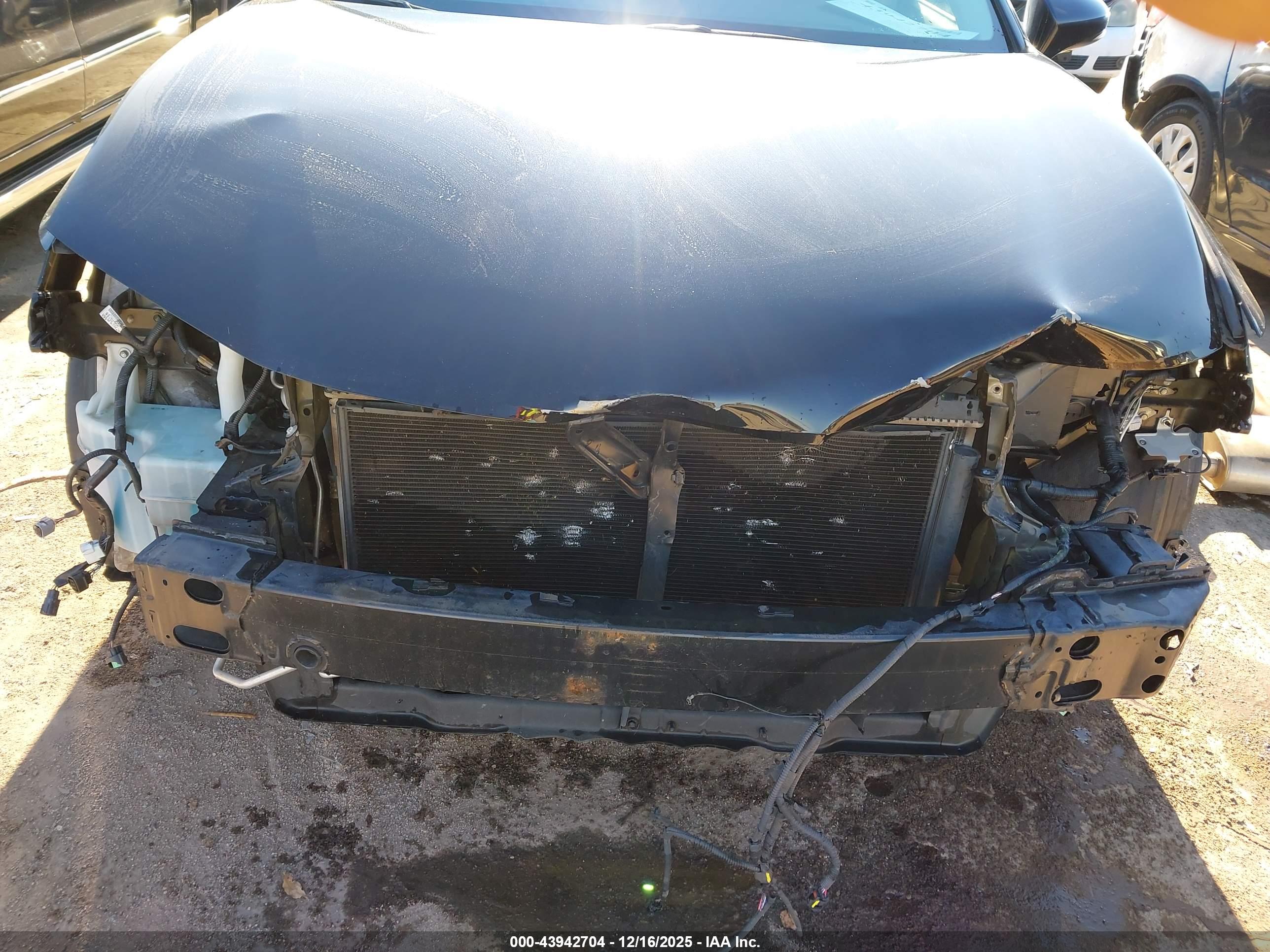 LEXUS ES image 6