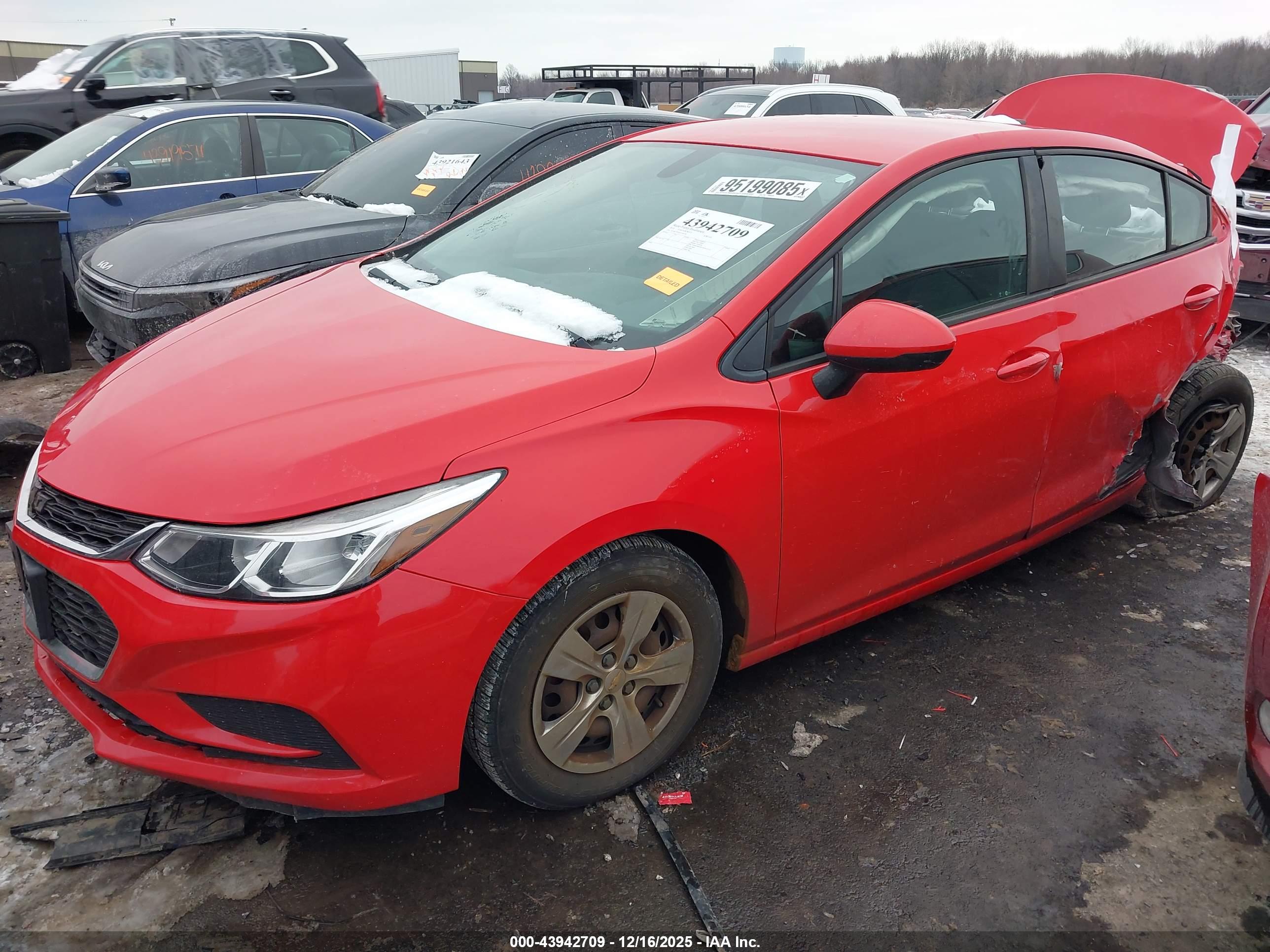 CHEVROLET CRUZE image 2