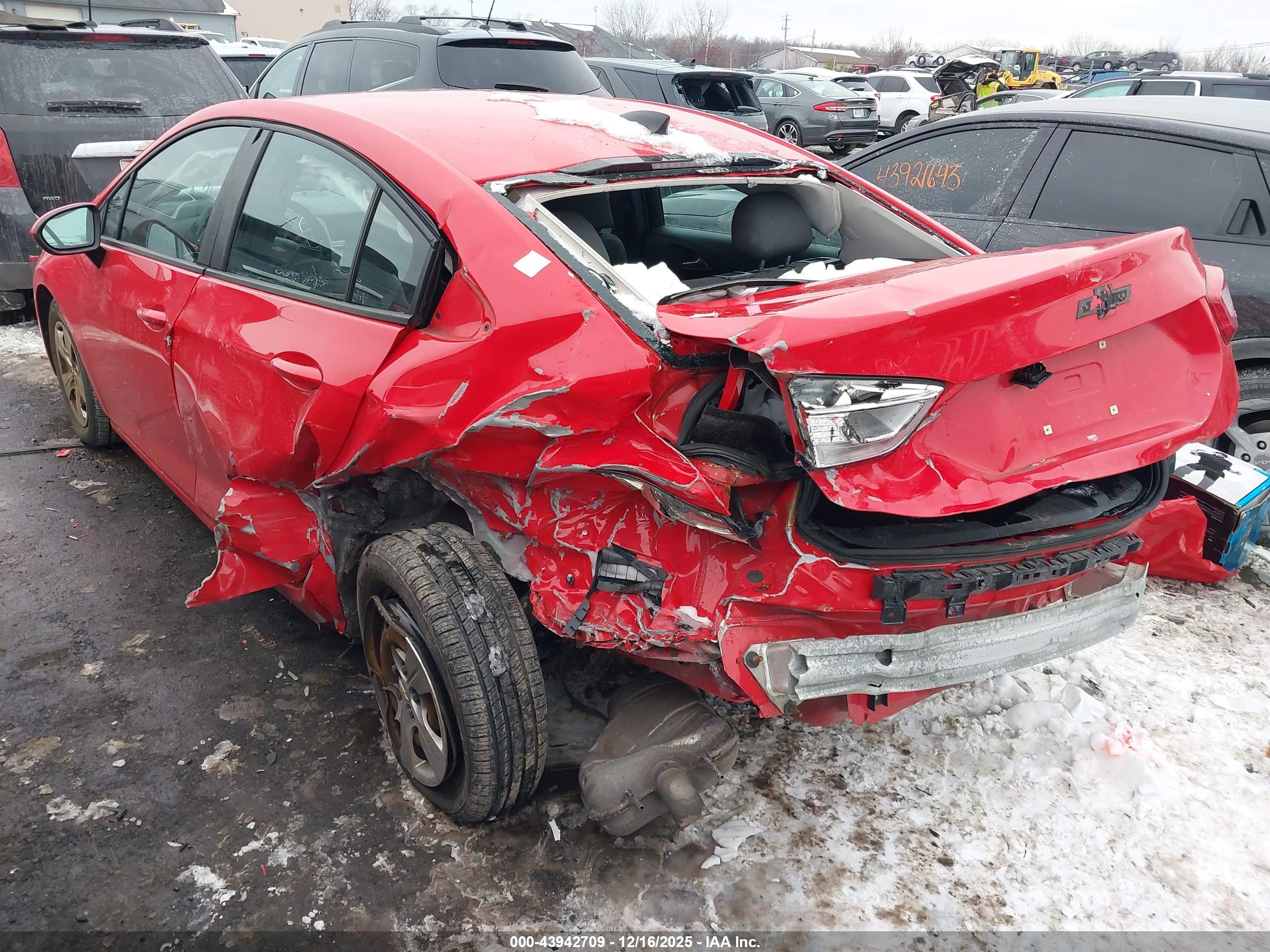 CHEVROLET CRUZE image 3