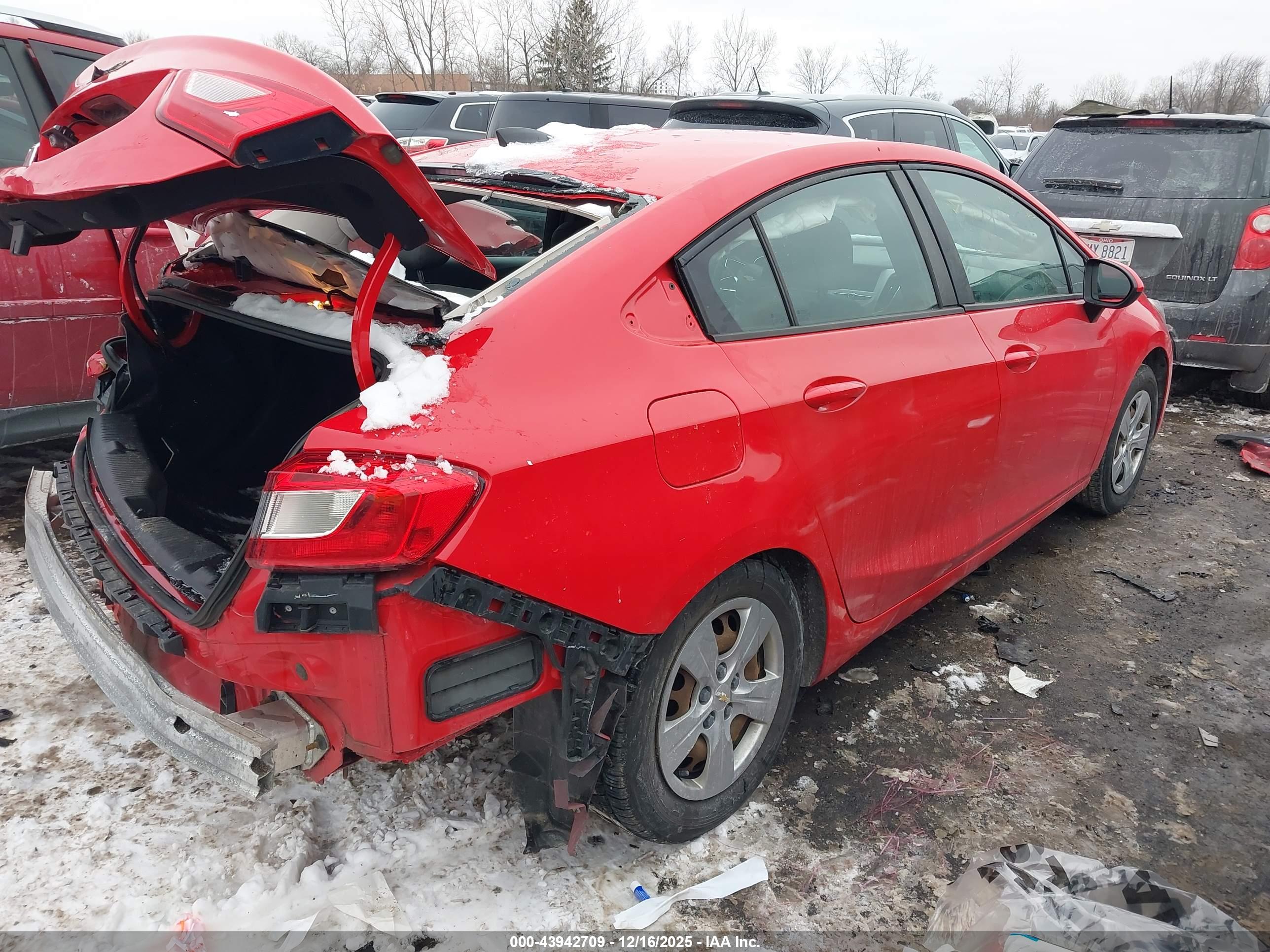 CHEVROLET CRUZE image 4