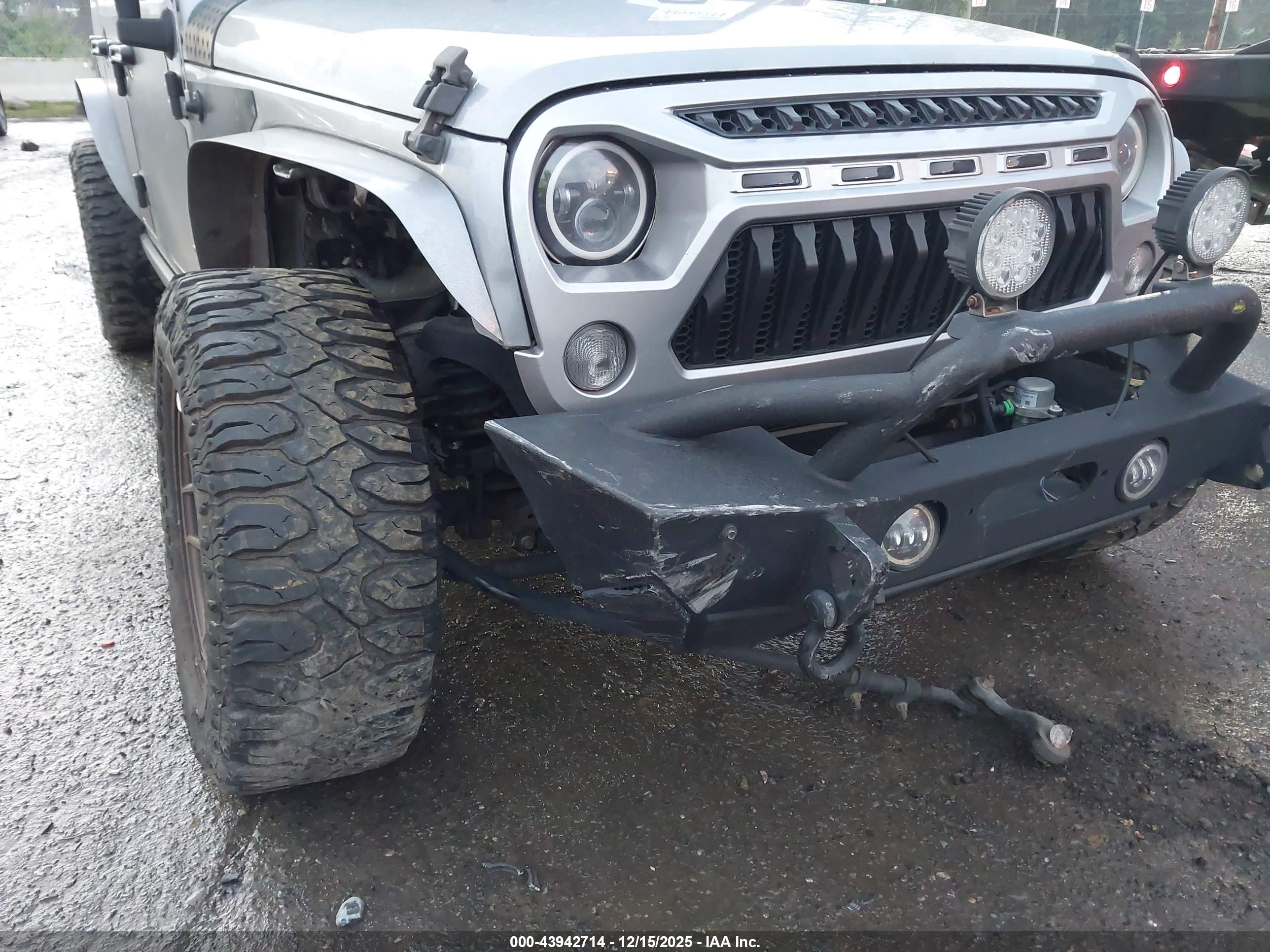 JEEP WRANGLER image 6