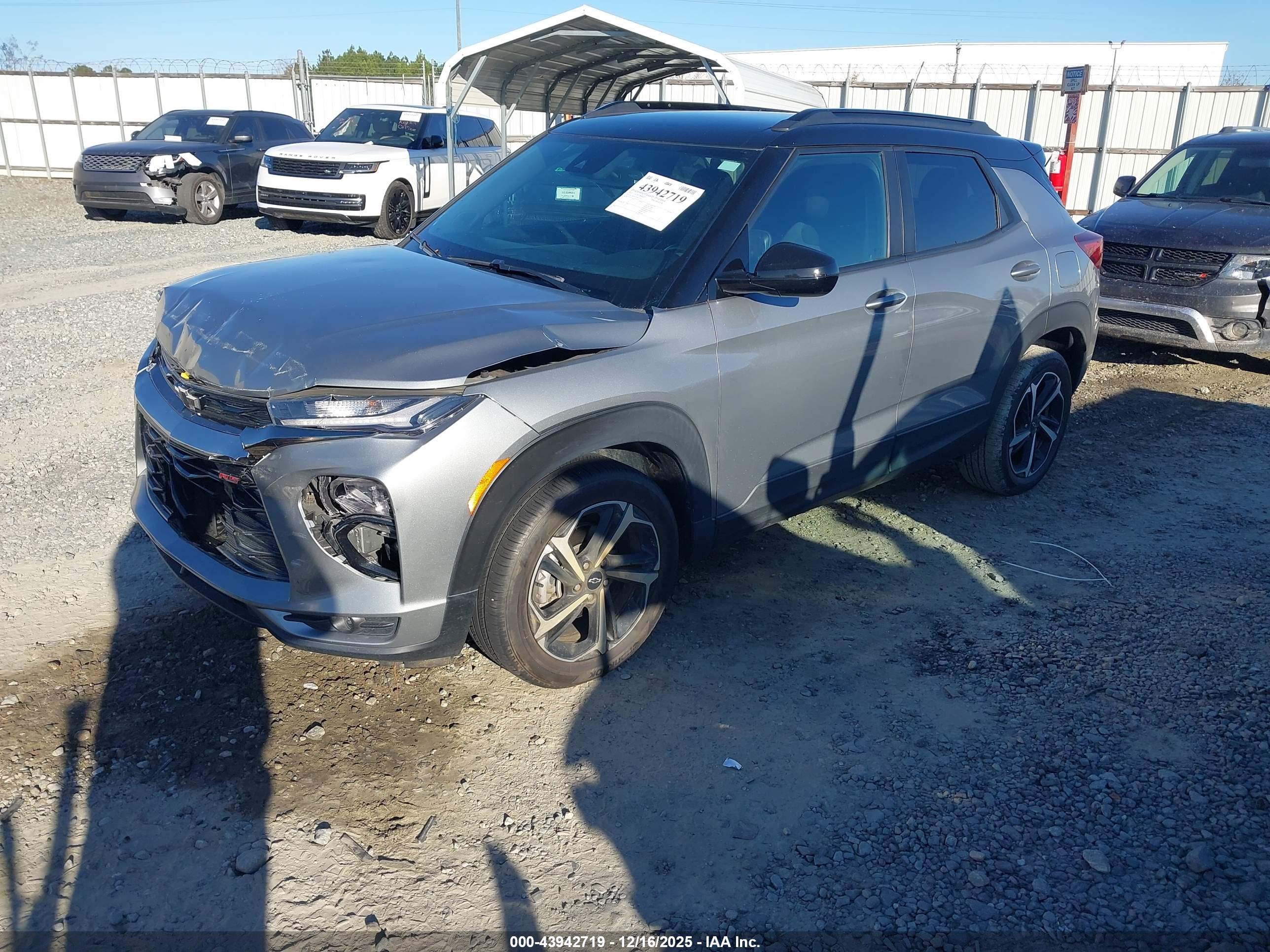 CHEVROLET TRAILBLAZER image 2