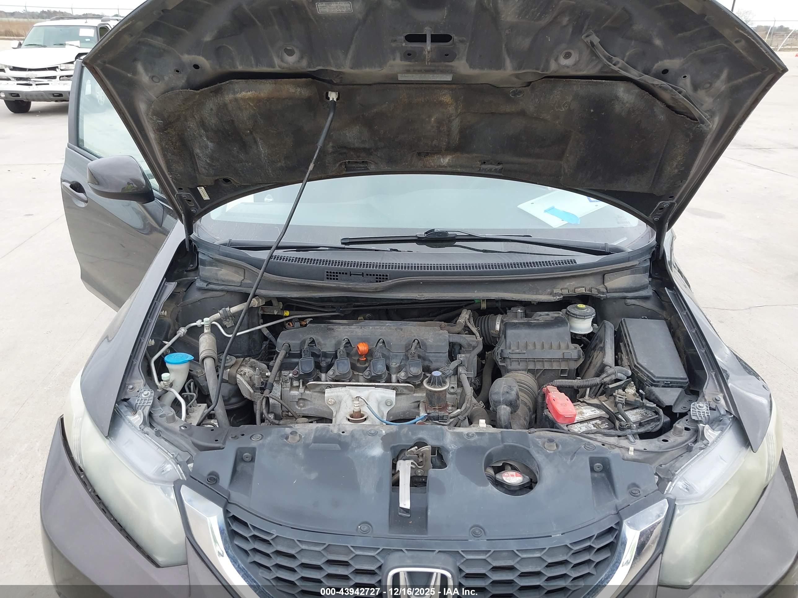 HONDA CIVIC image 10