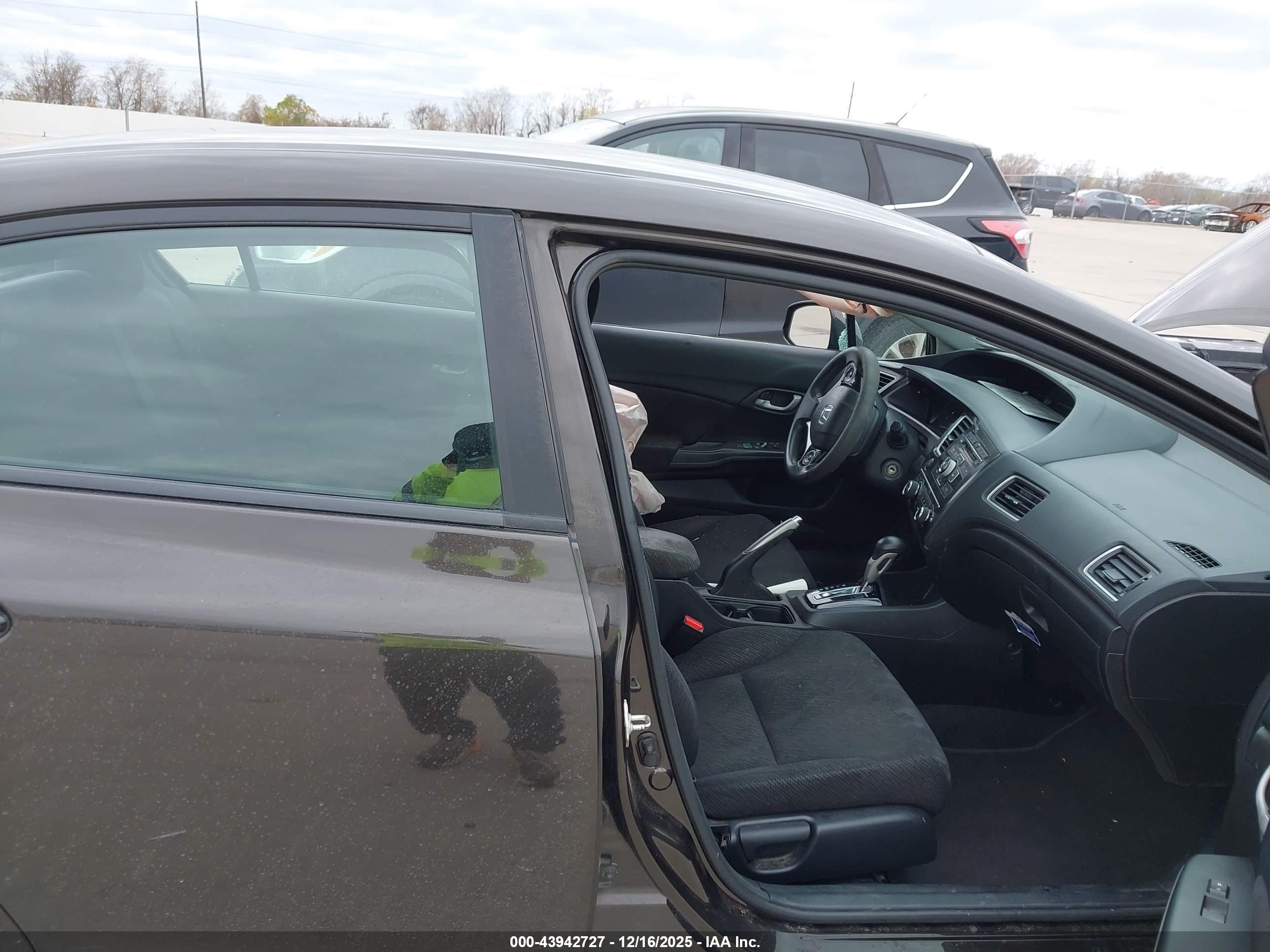 HONDA CIVIC image 5