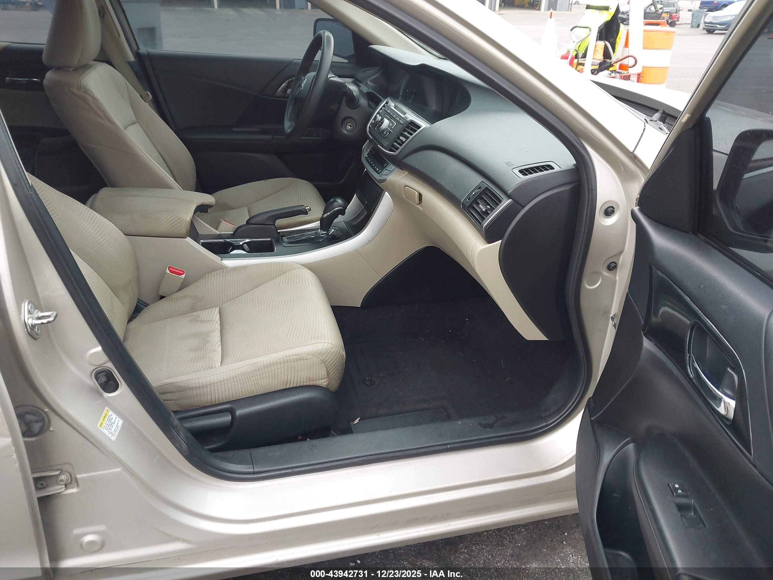 HONDA ACCORD image 5