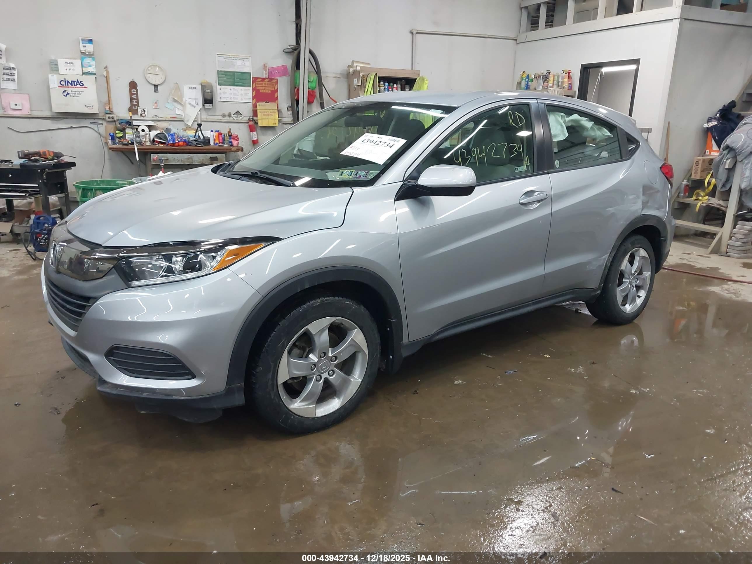 HONDA HR-V image 2