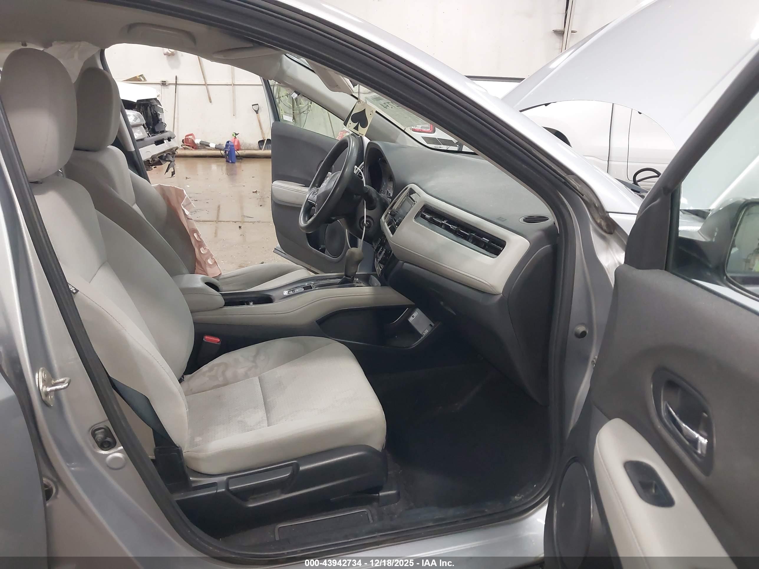 HONDA HR-V image 5