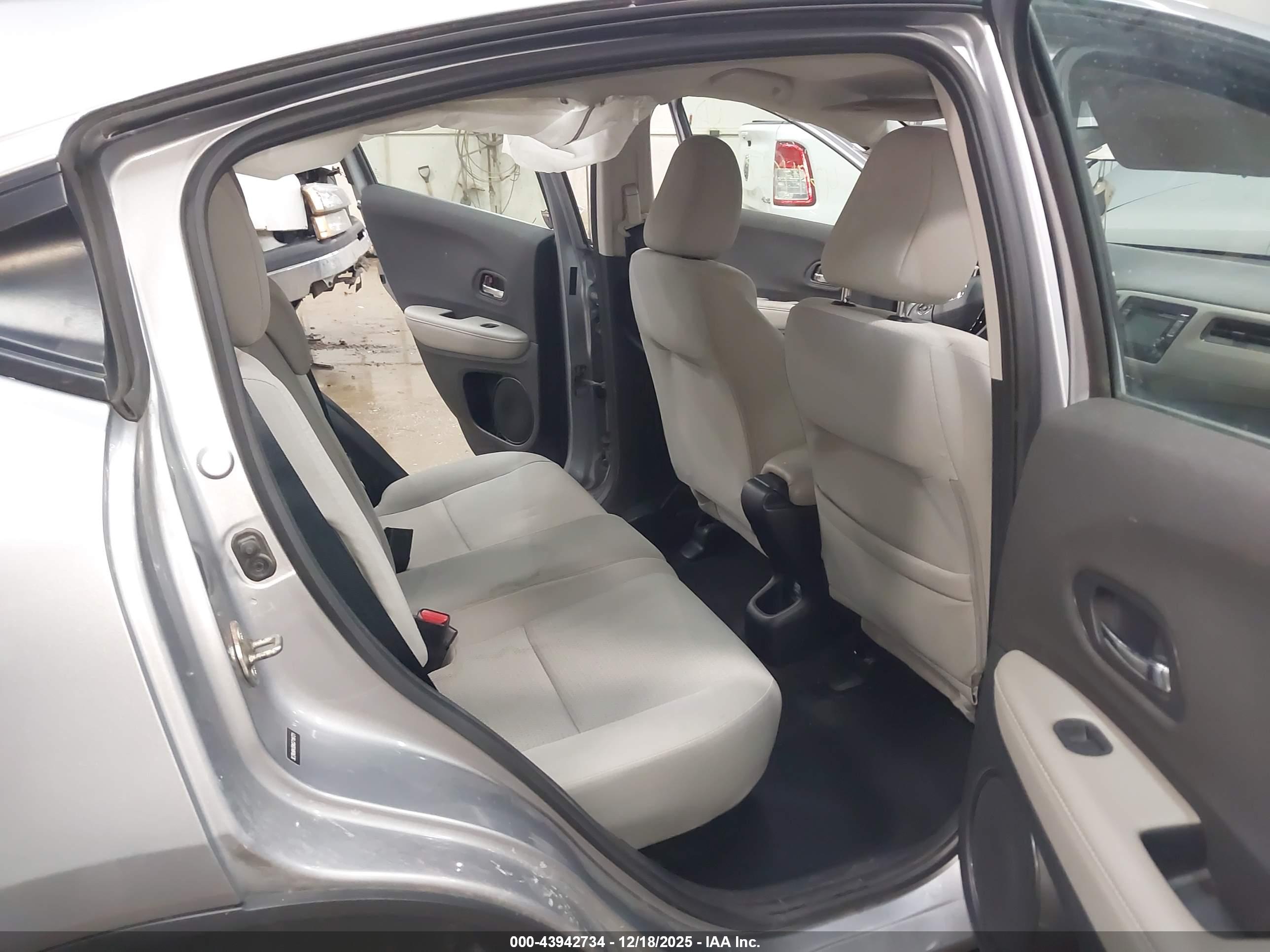 HONDA HR-V image 8