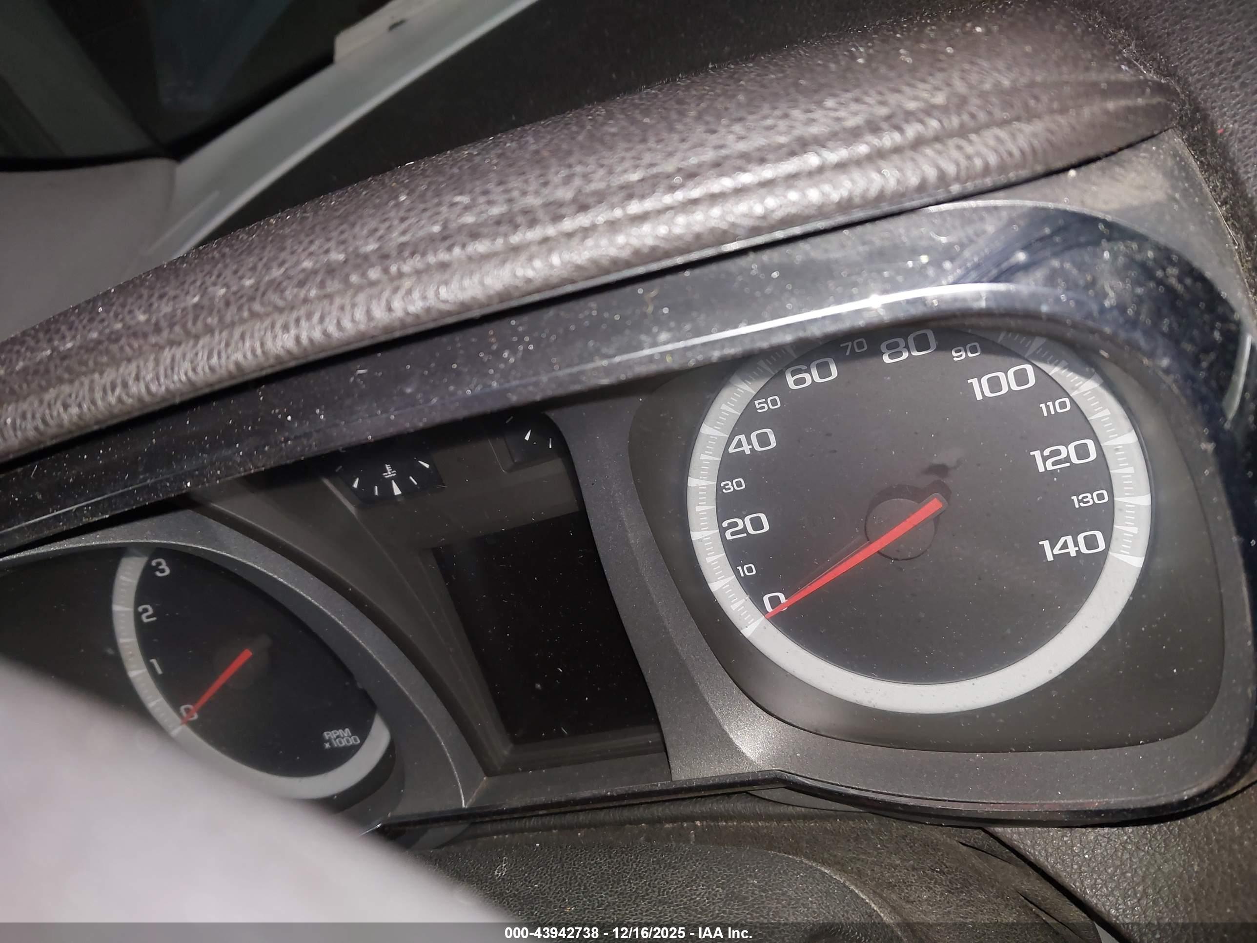 GMC TERRAIN image 7