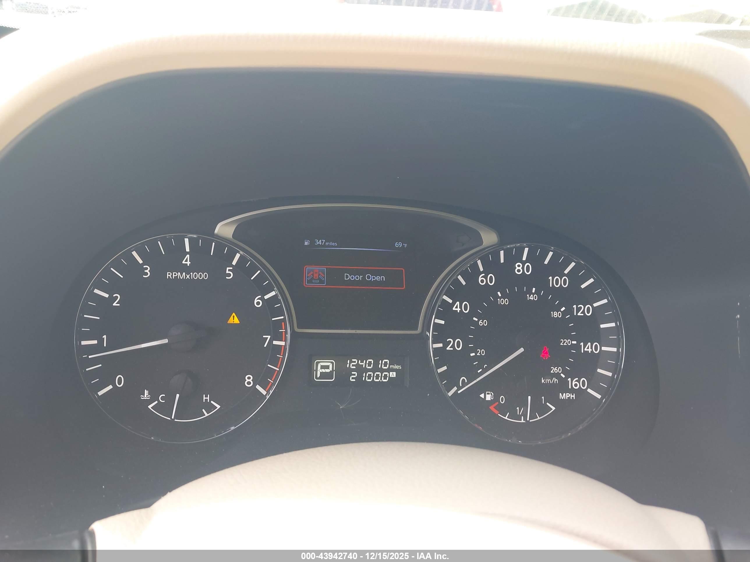NISSAN PATHFINDER image 7