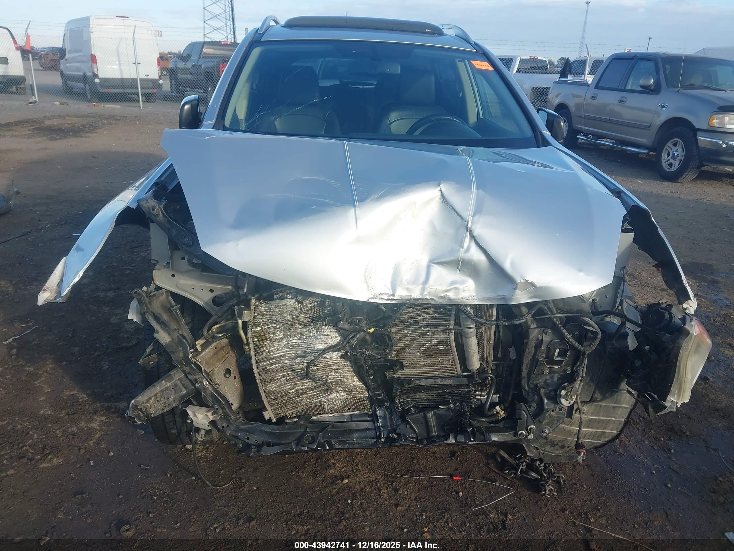 NISSAN ROGUE image 6