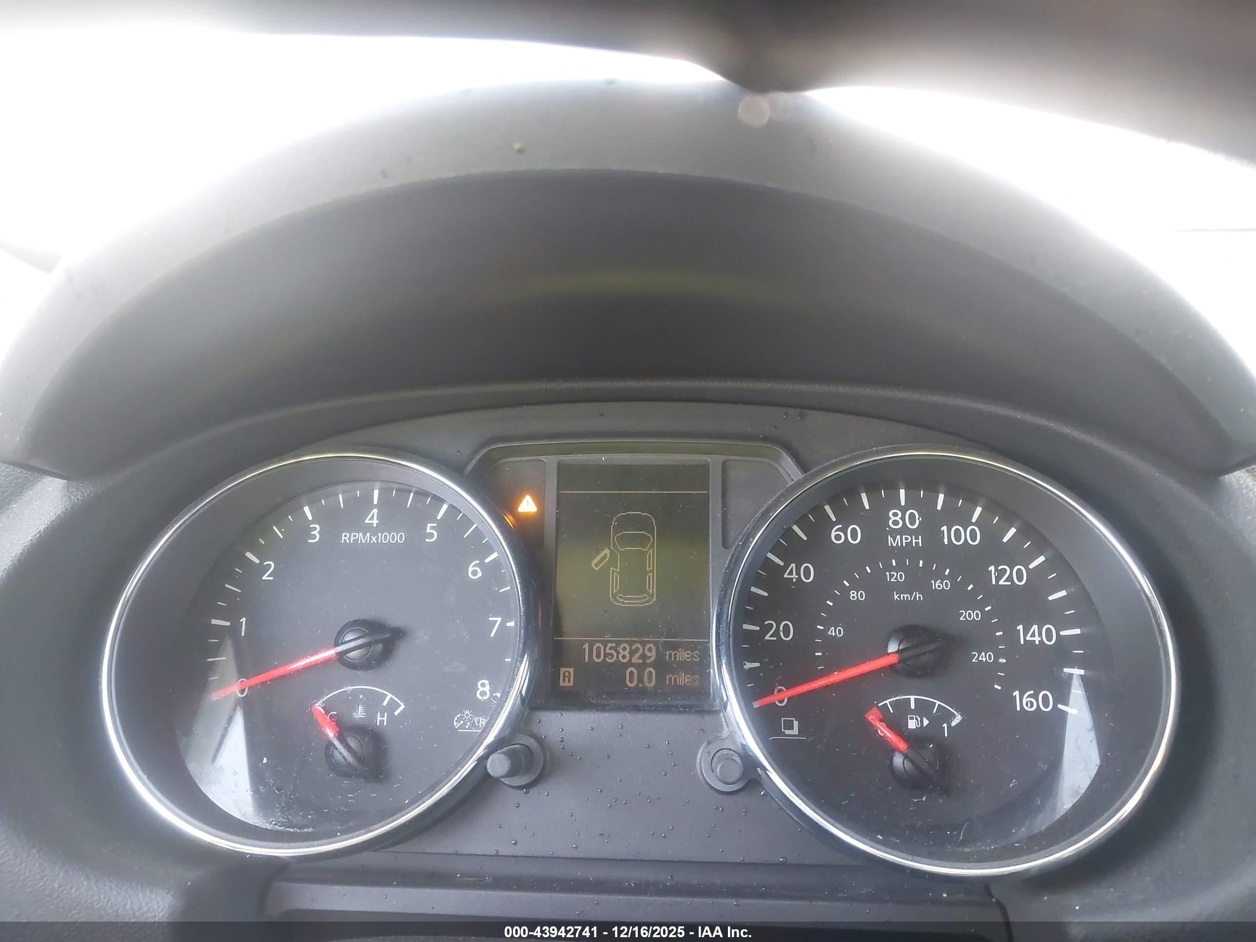 NISSAN ROGUE image 7
